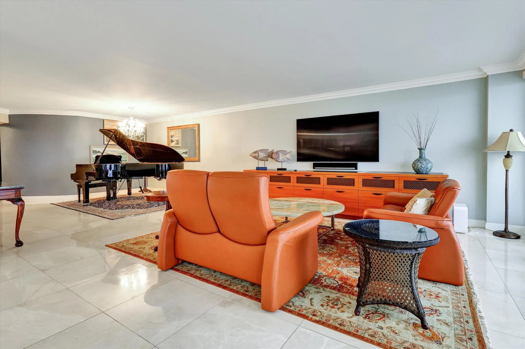 2200 S Ocean Lane, #805
