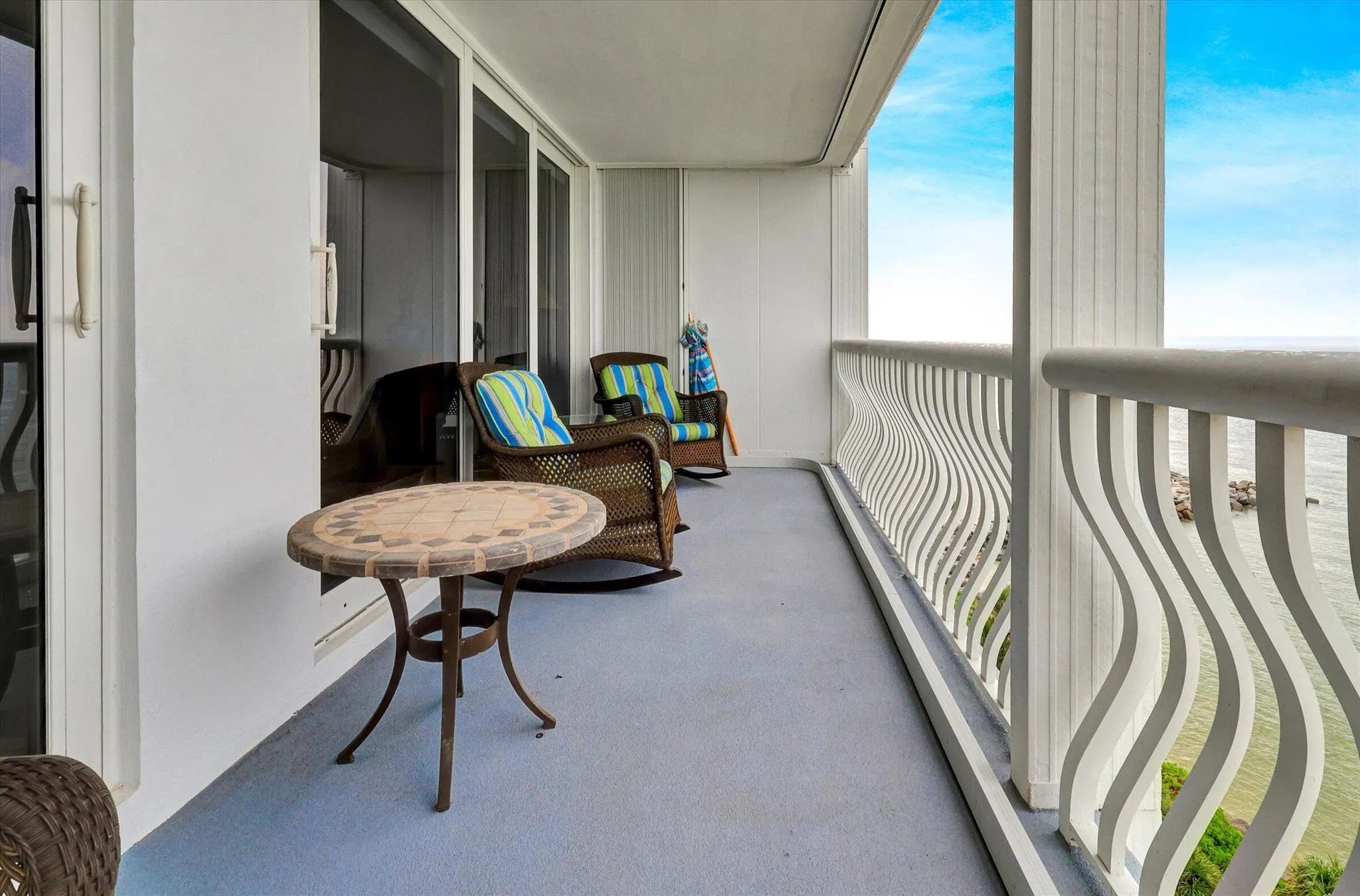 2200 S Ocean Lane, #805