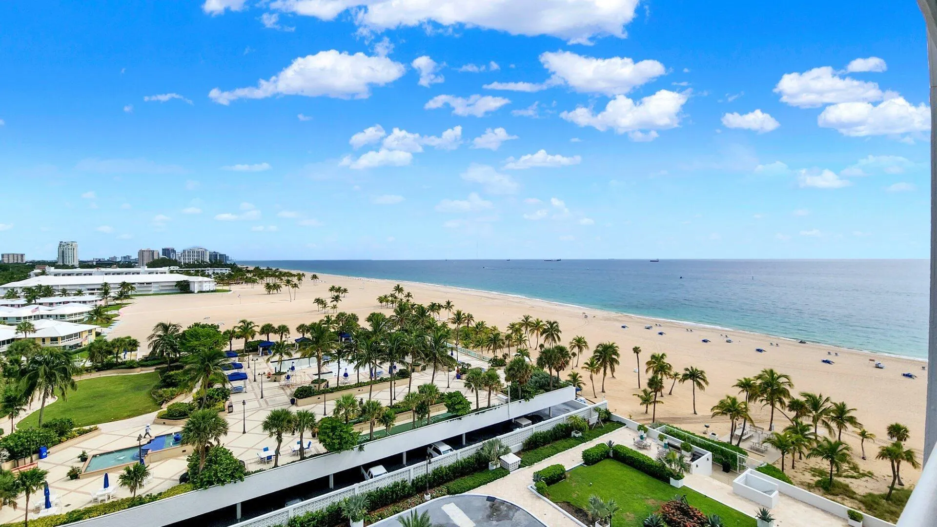 2200 S Ocean Lane, #805