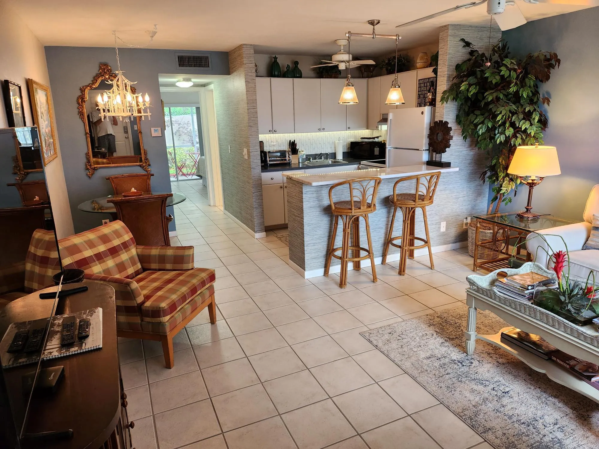 3120 Cynthia Lane, #110