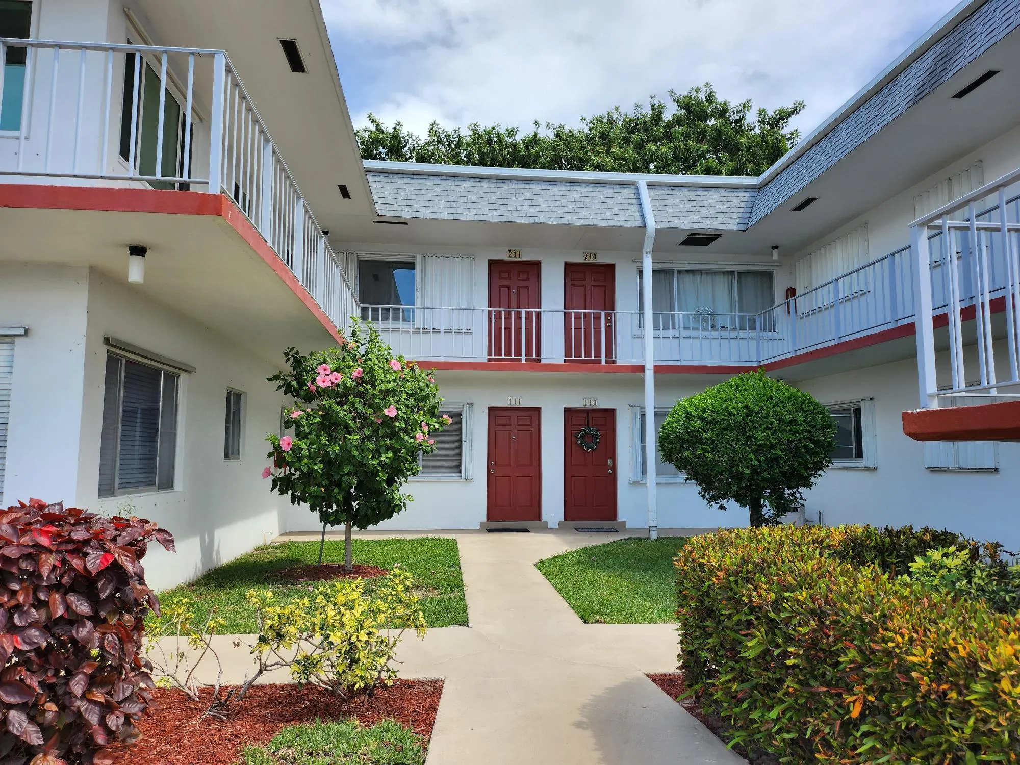 3120 Cynthia Lane, #110