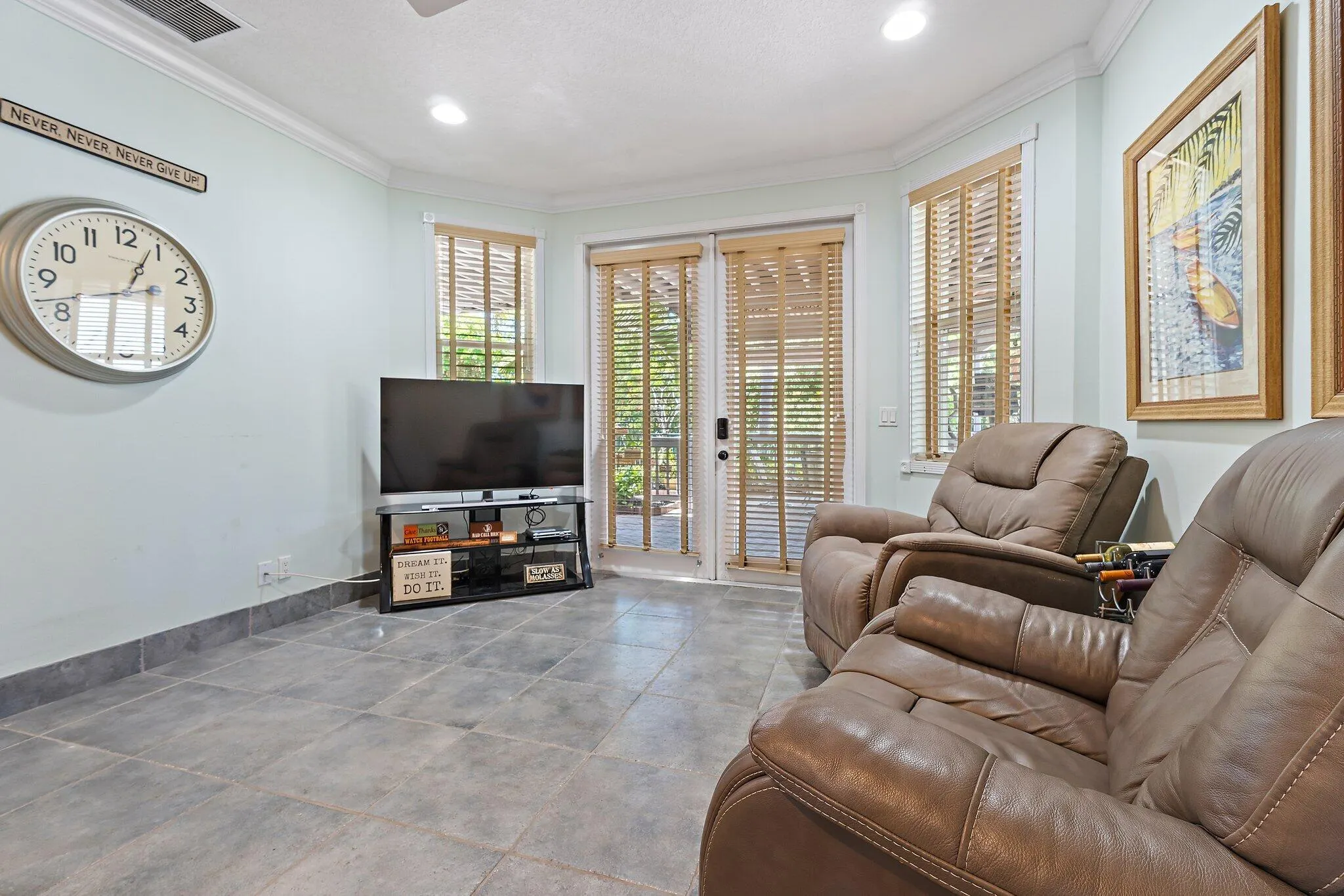 112 Hidden Hollow Drive