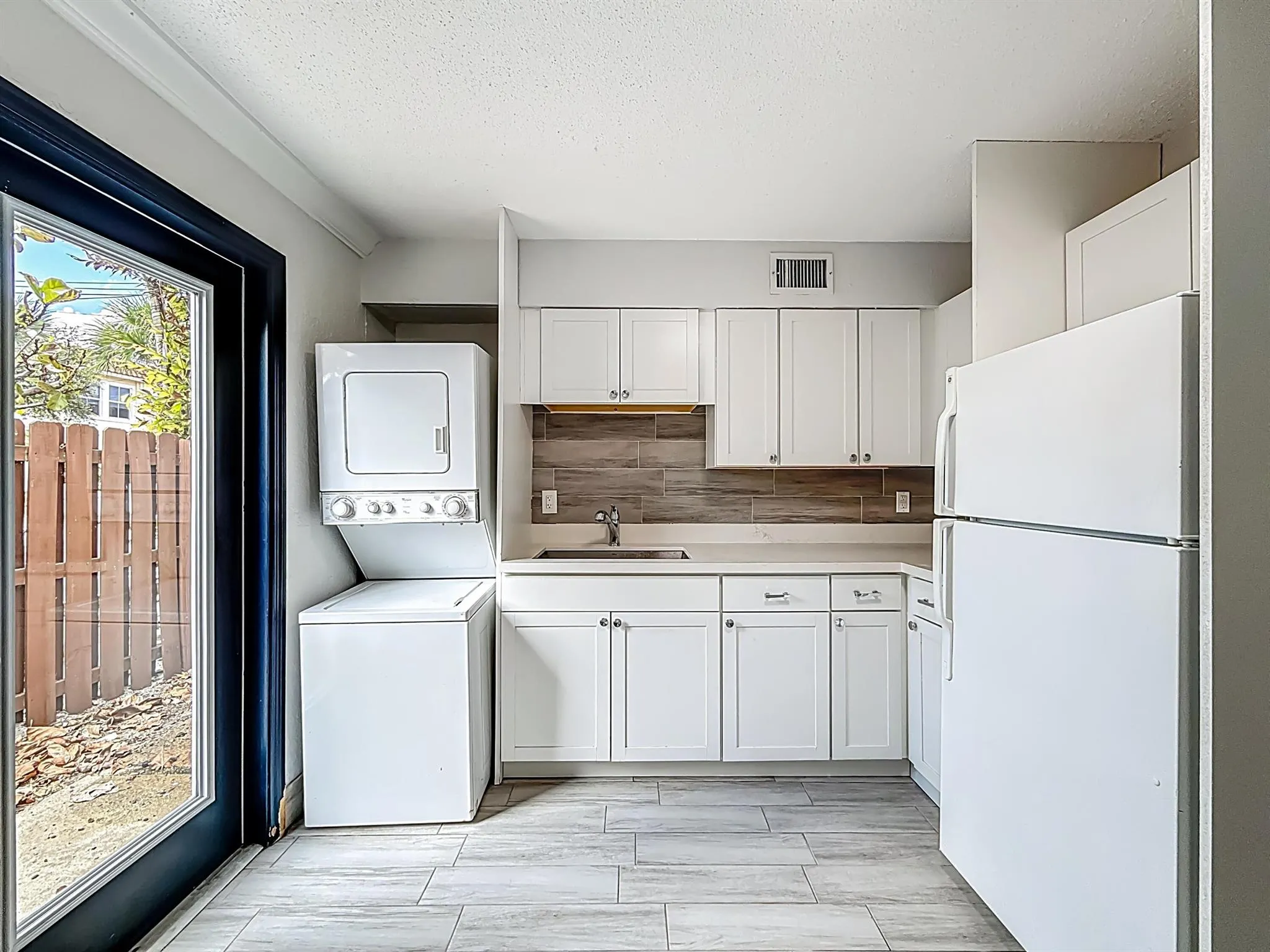 337 Kenilworth Boulevard, #2