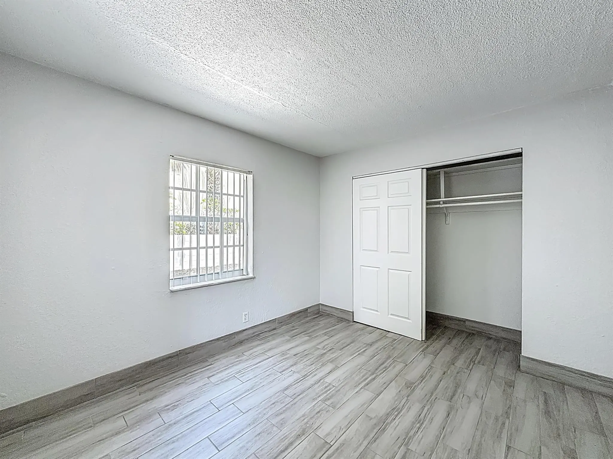 337 Kenilworth Boulevard, #2