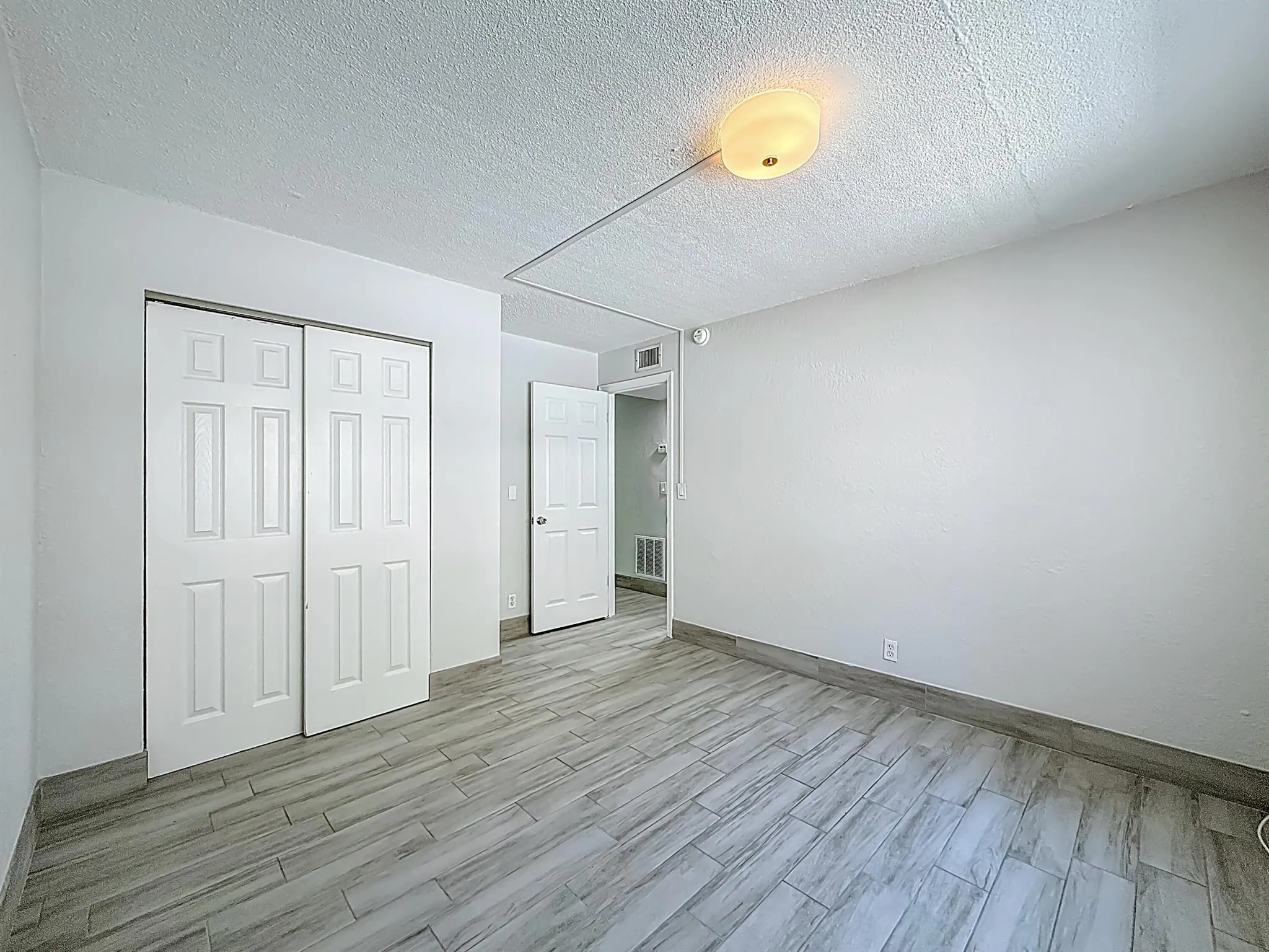 337 Kenilworth Boulevard, #2
