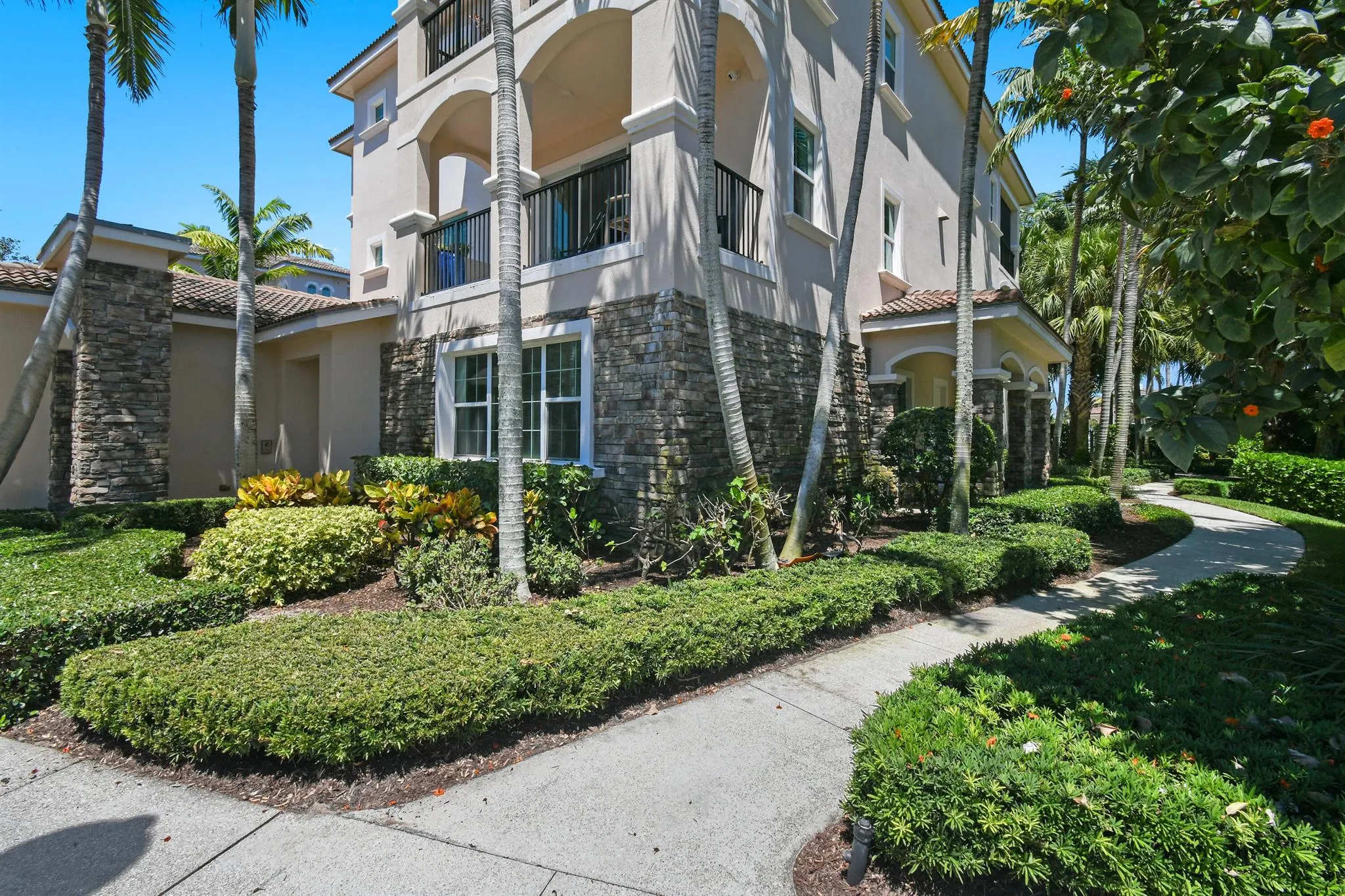 13501 Treasure Cove Circle