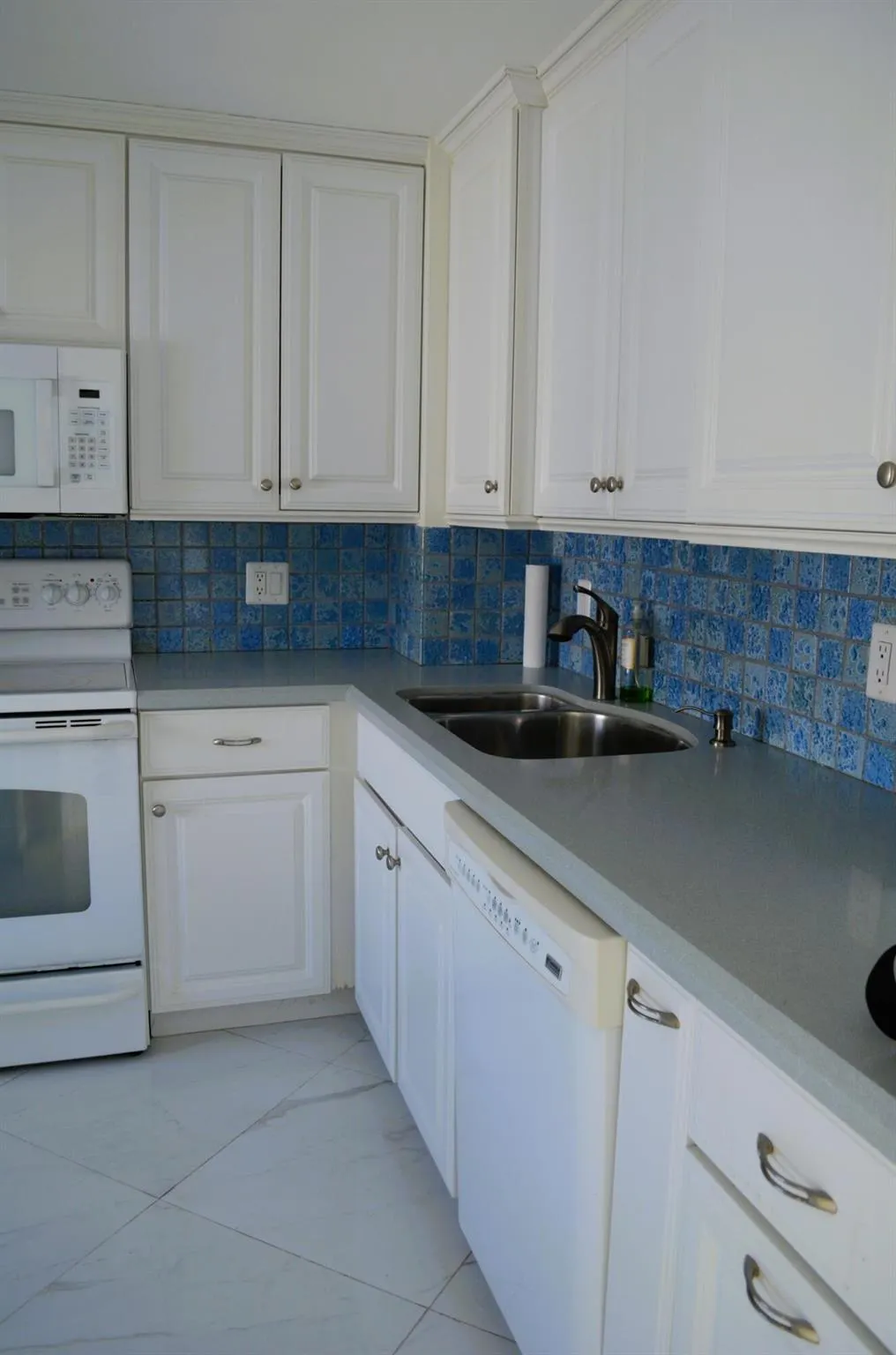 201 N Ocean Boulevard, #1204
