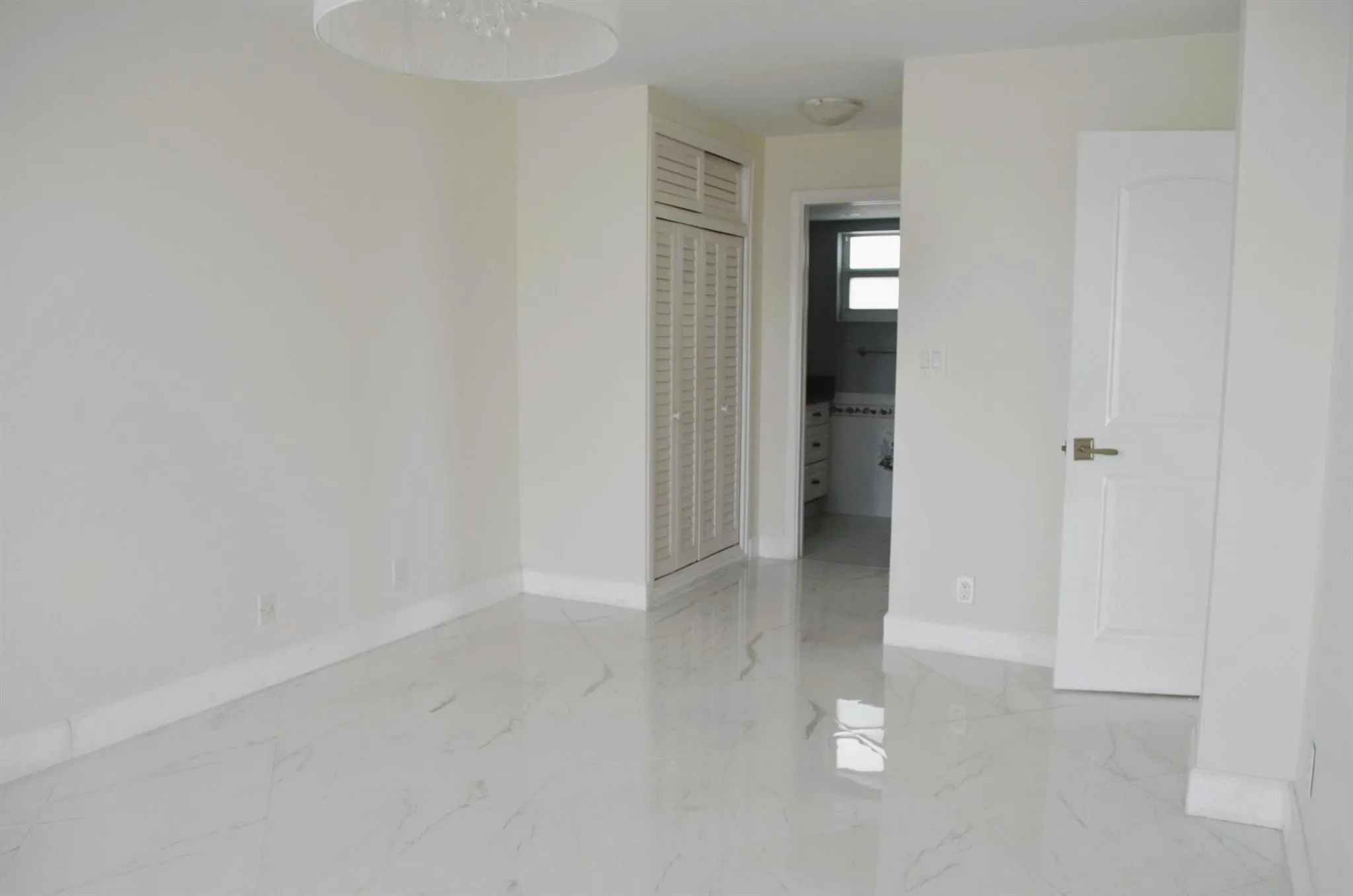 201 N Ocean Boulevard, #1204