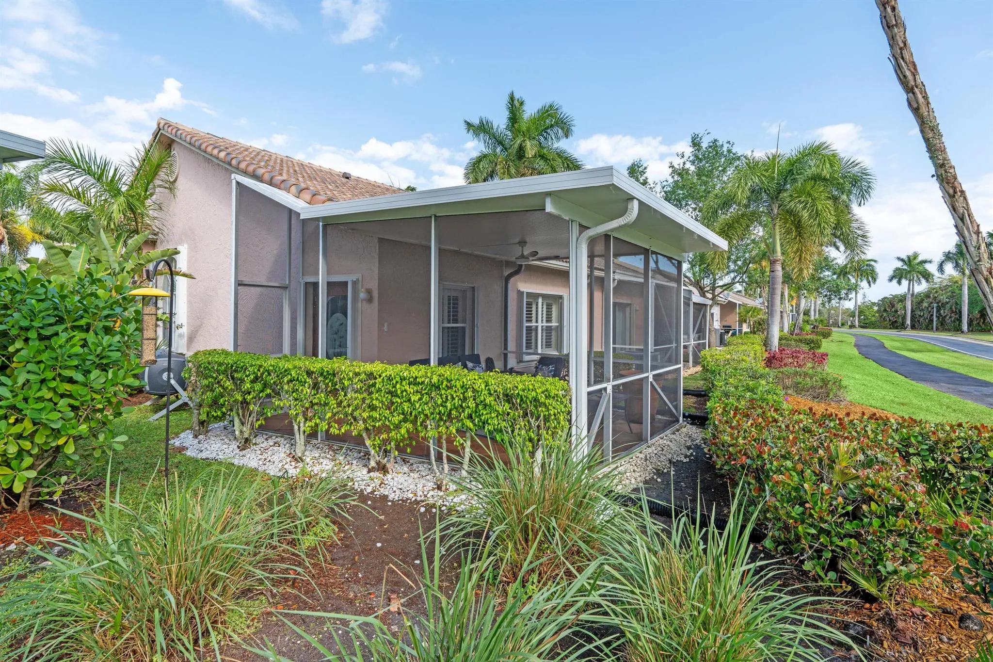 10589 Pelican Drive