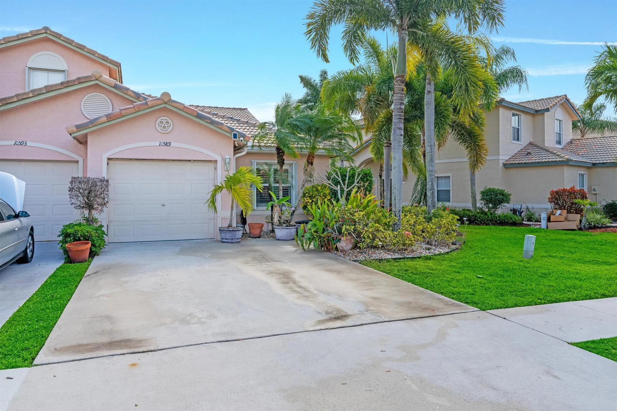 10589 Pelican Drive