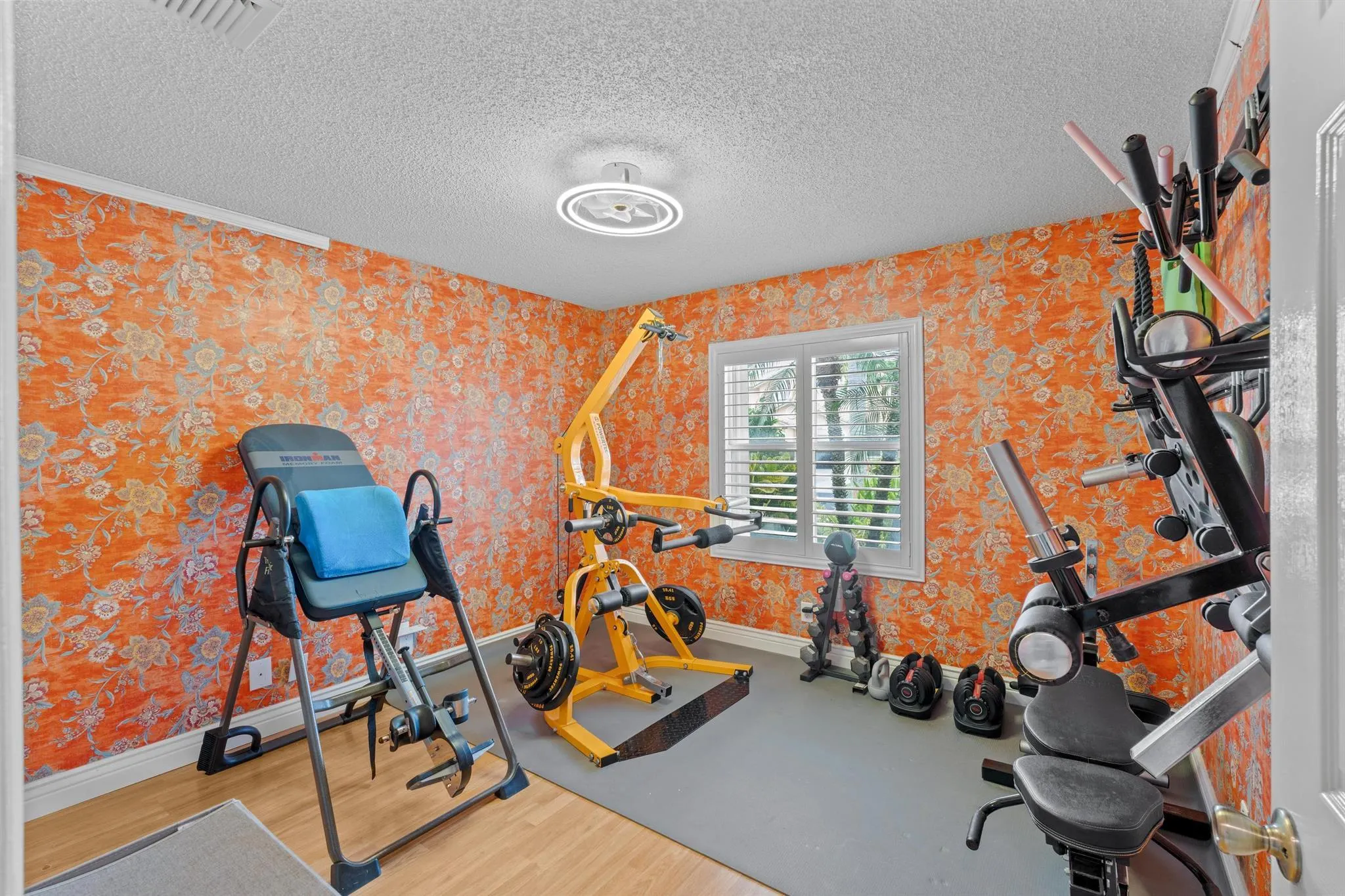 10589 Pelican Drive