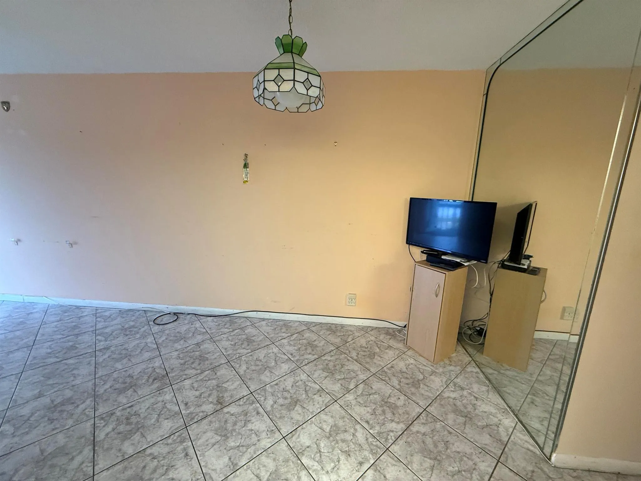 417 Markham S