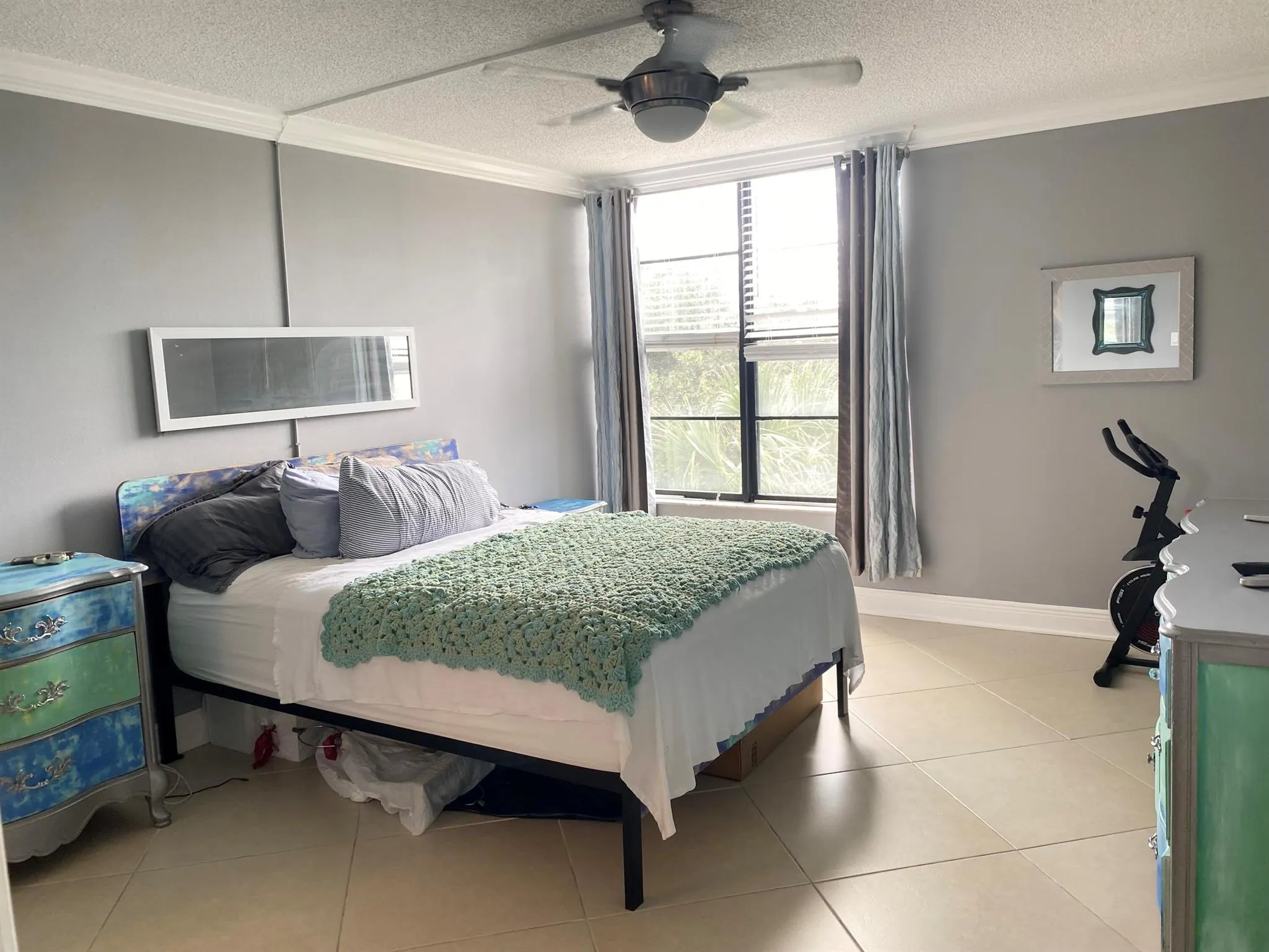 14 Royal Palm Way, #401