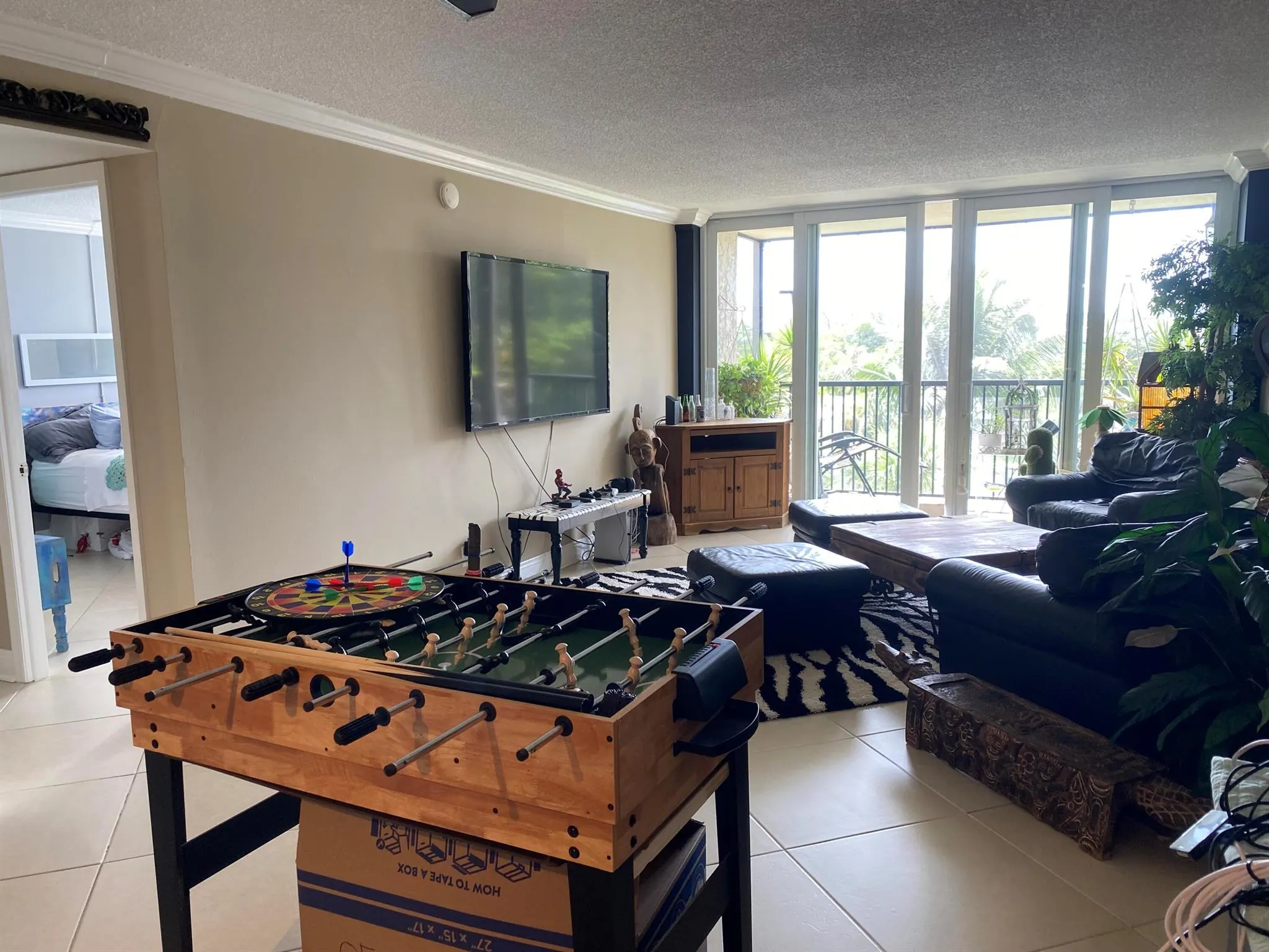 14 Royal Palm Way, #401