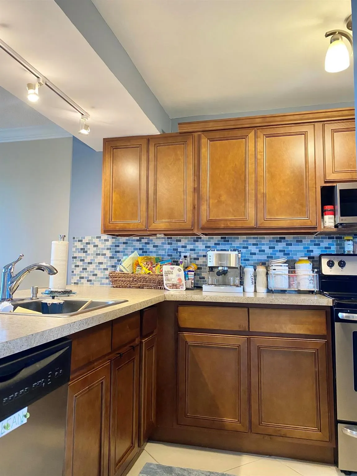 14 Royal Palm Way, #401