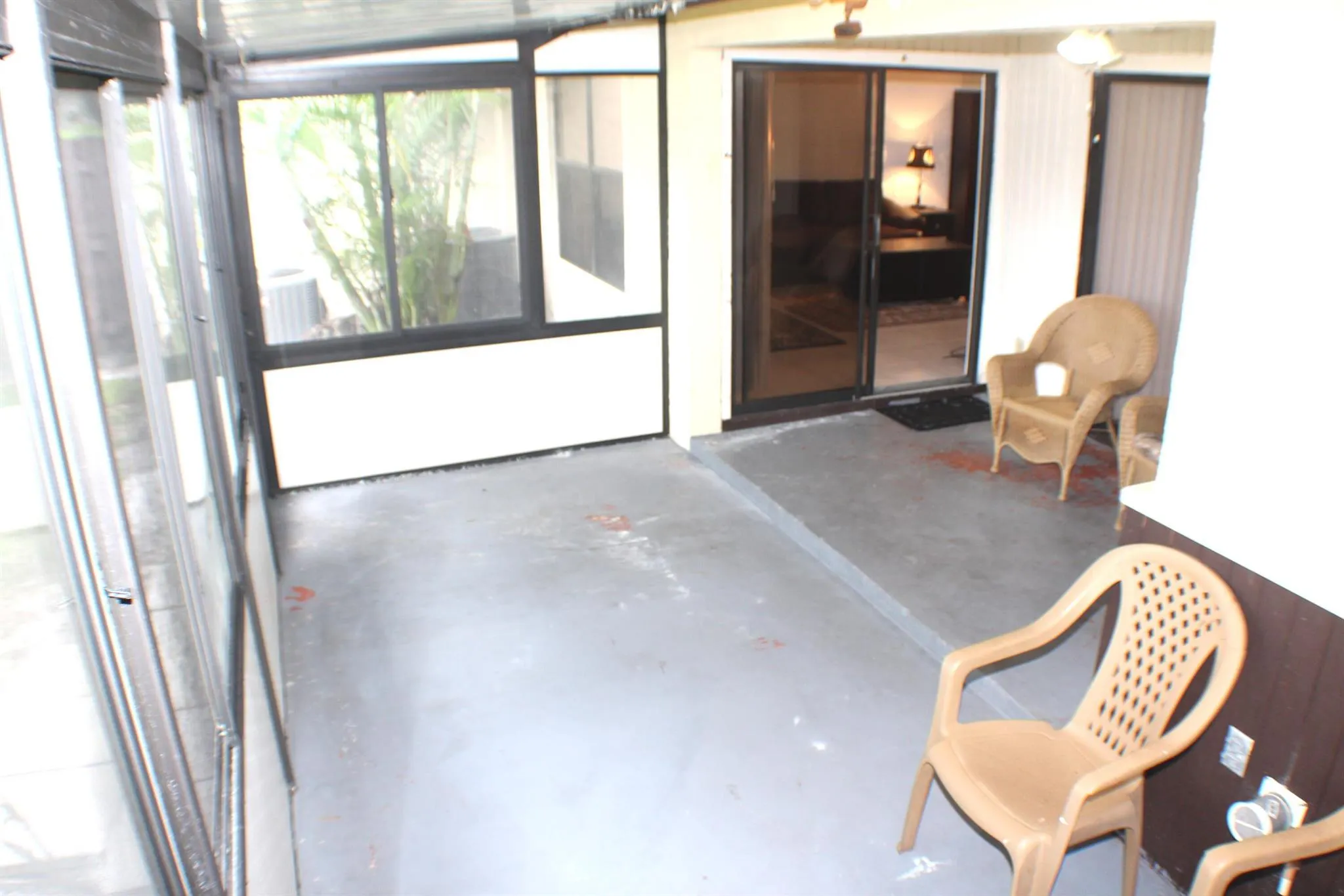 111 Via De Casas Norte