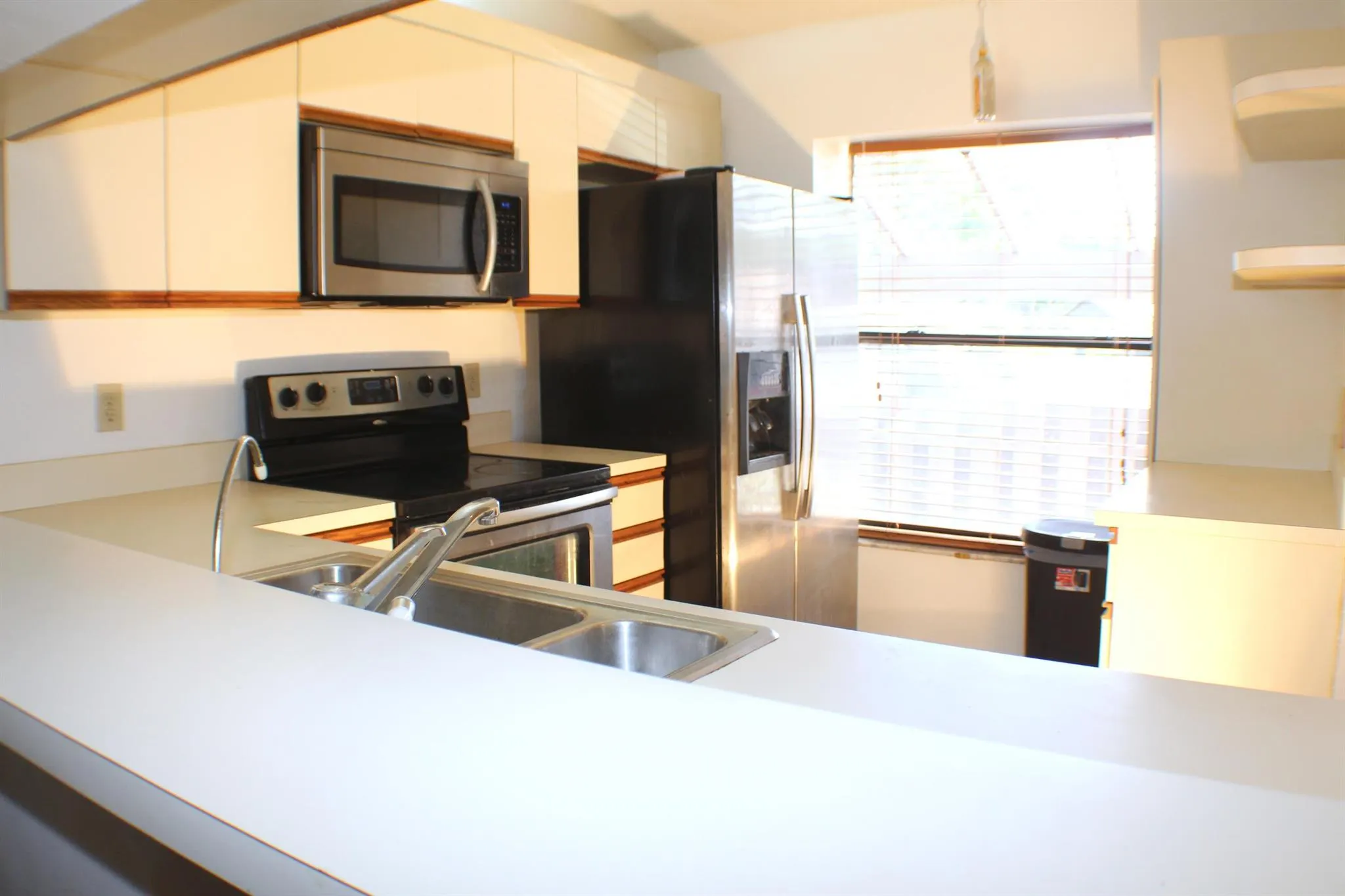 111 Via De Casas Norte