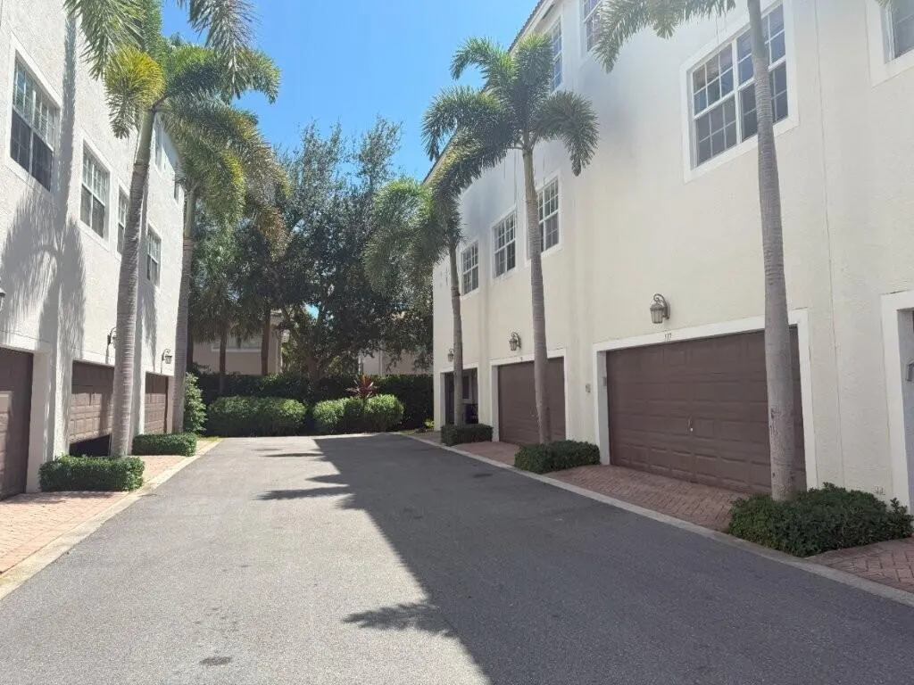 115 Ocean Cay Way, #16