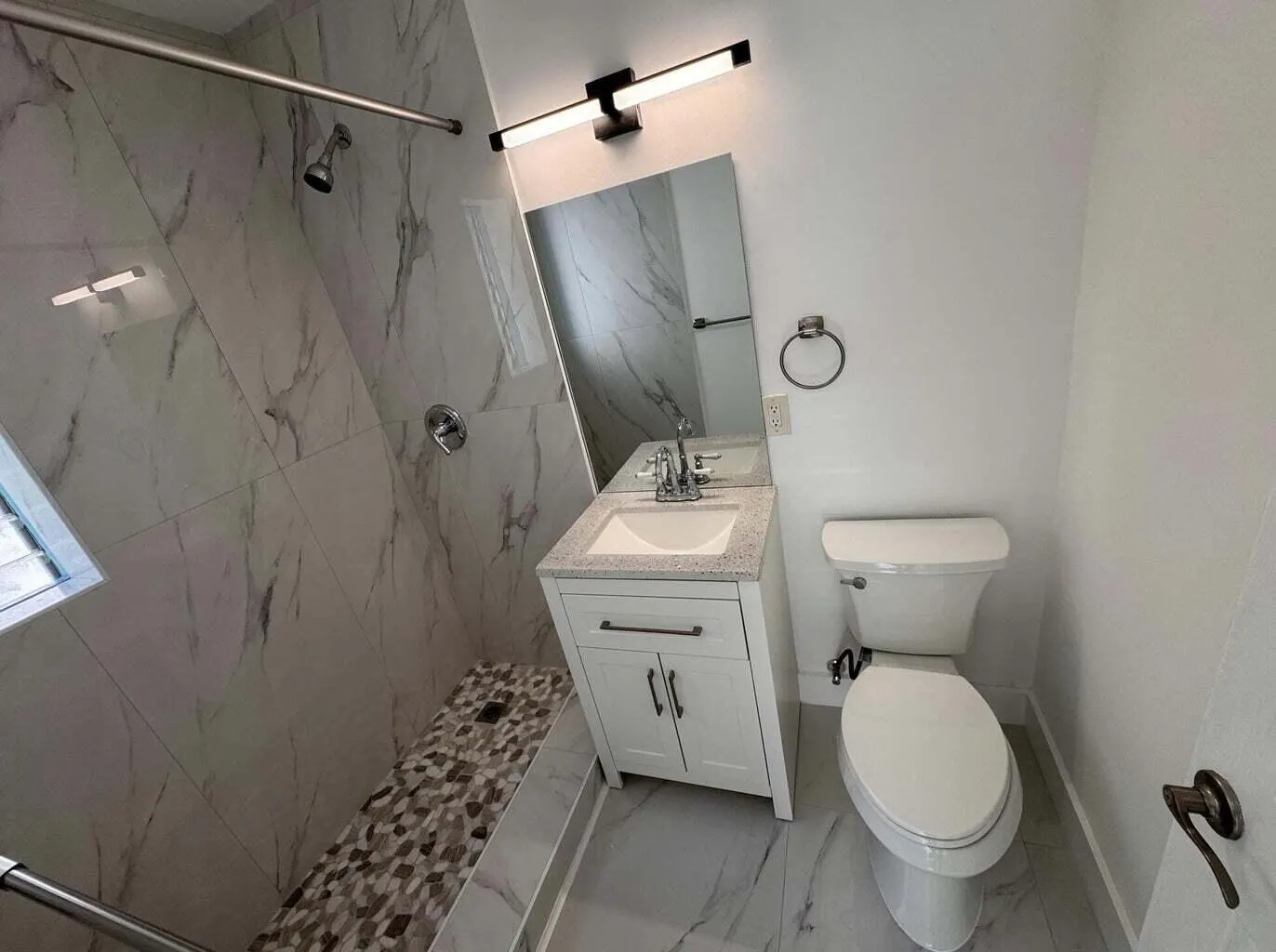 4051 NE 15 Terrace