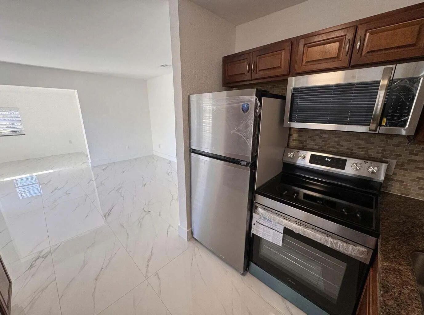 4051 NE 15 Terrace