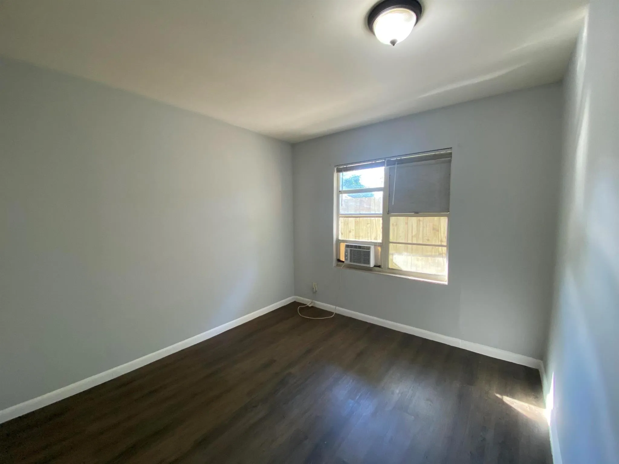 428 Roseland Drive, #3
