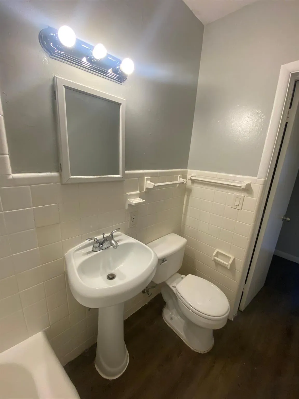 428 Roseland Drive, #3