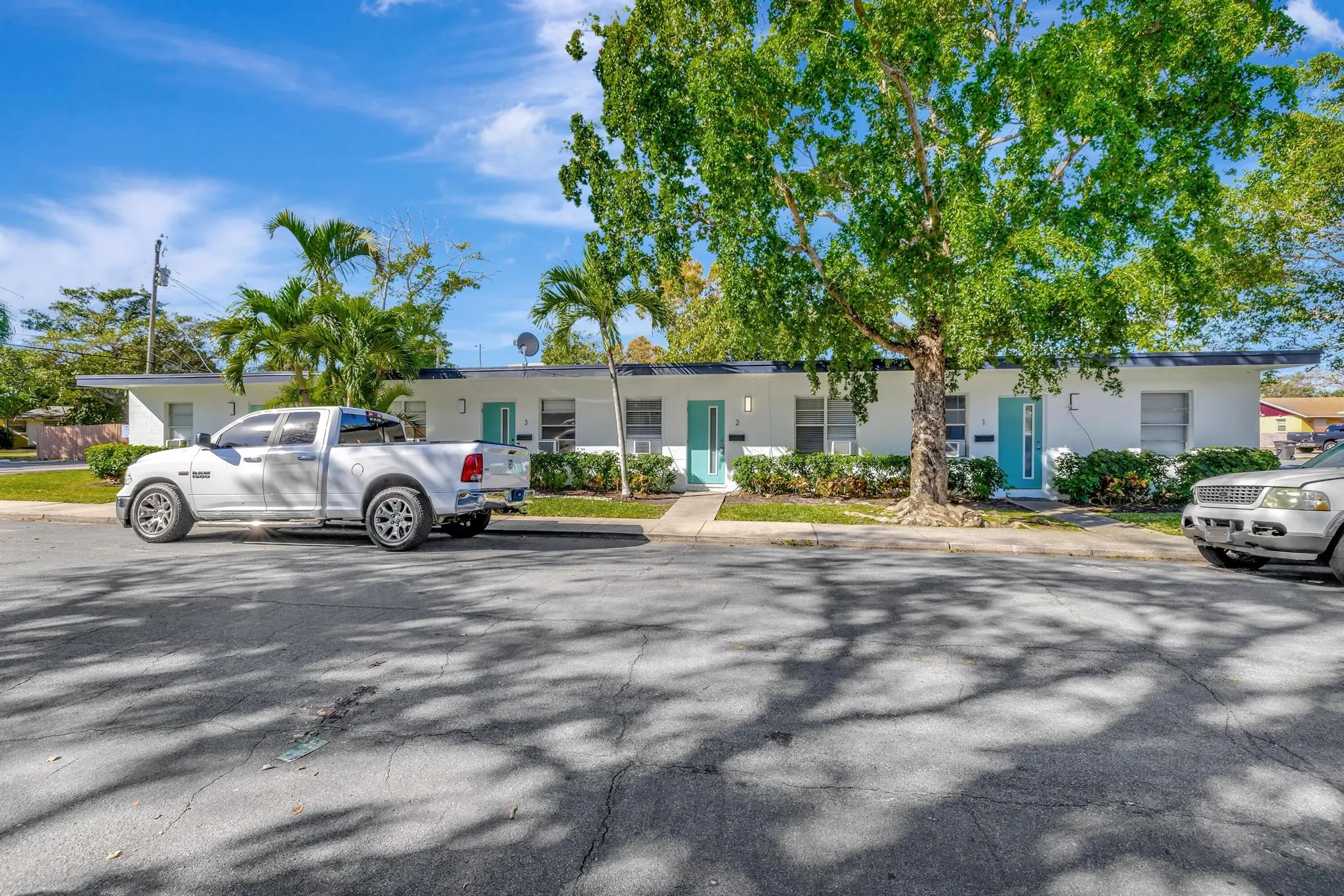 428 Roseland Drive, #3