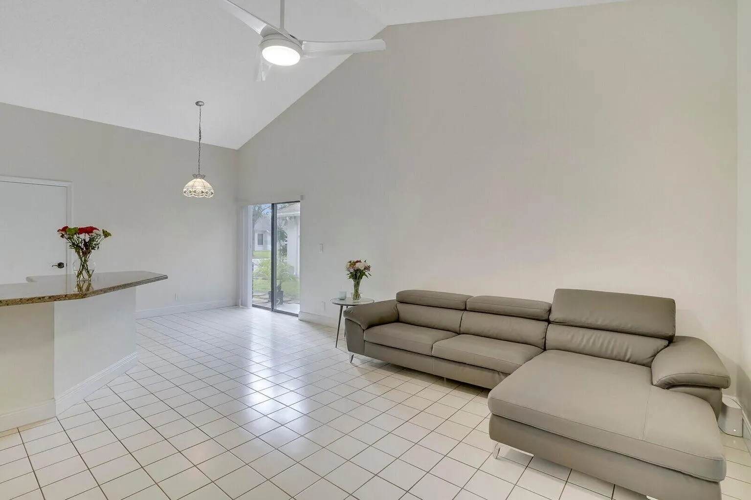 4335 NW 52nd Street