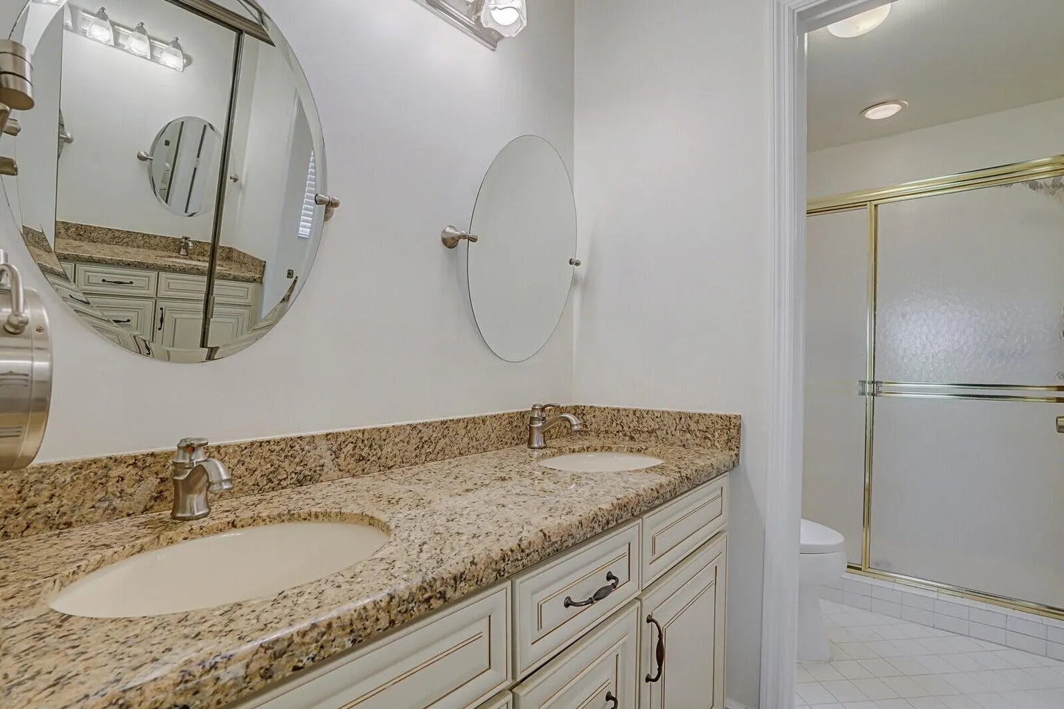4335 NW 52nd Street