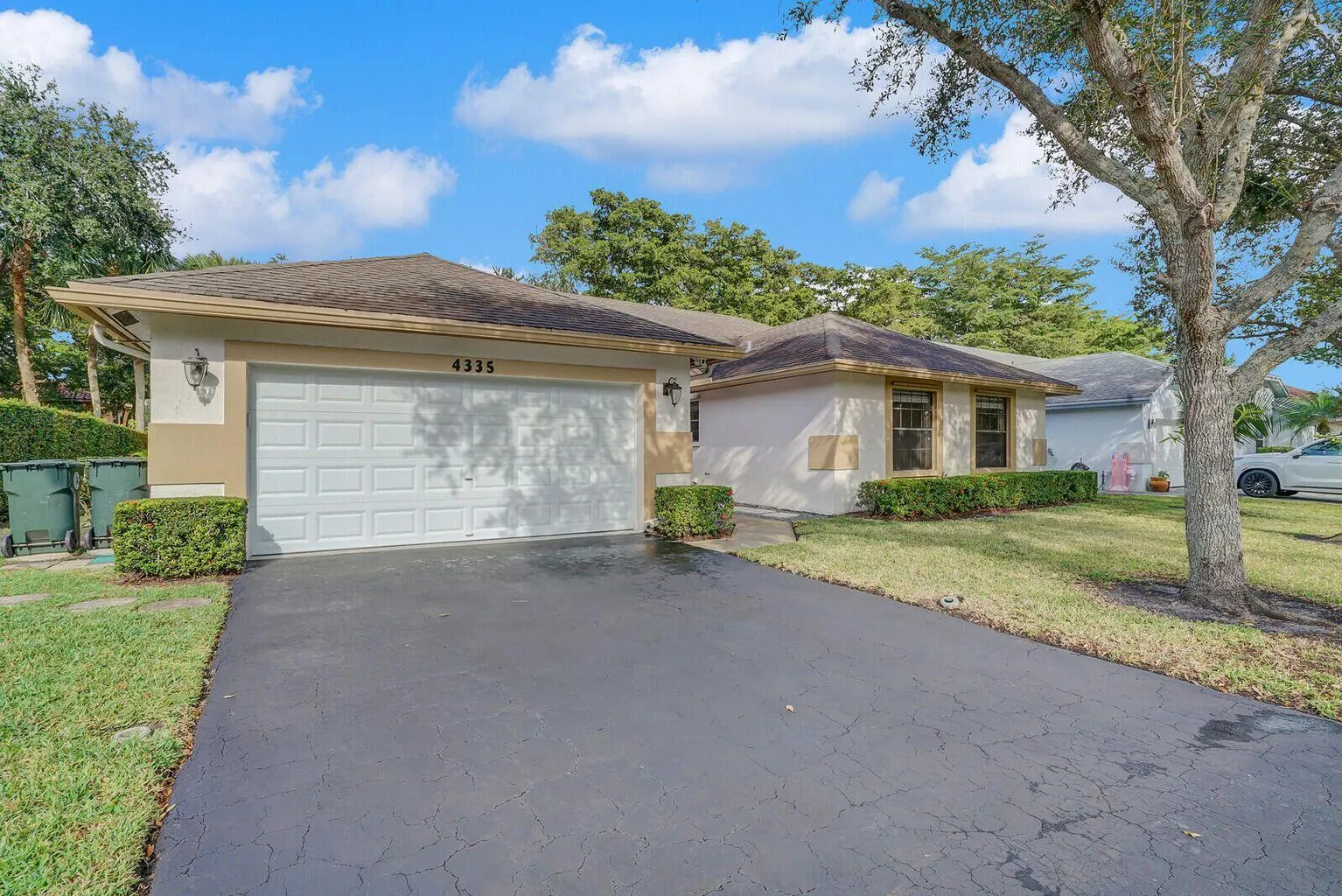 4335 NW 52nd Street