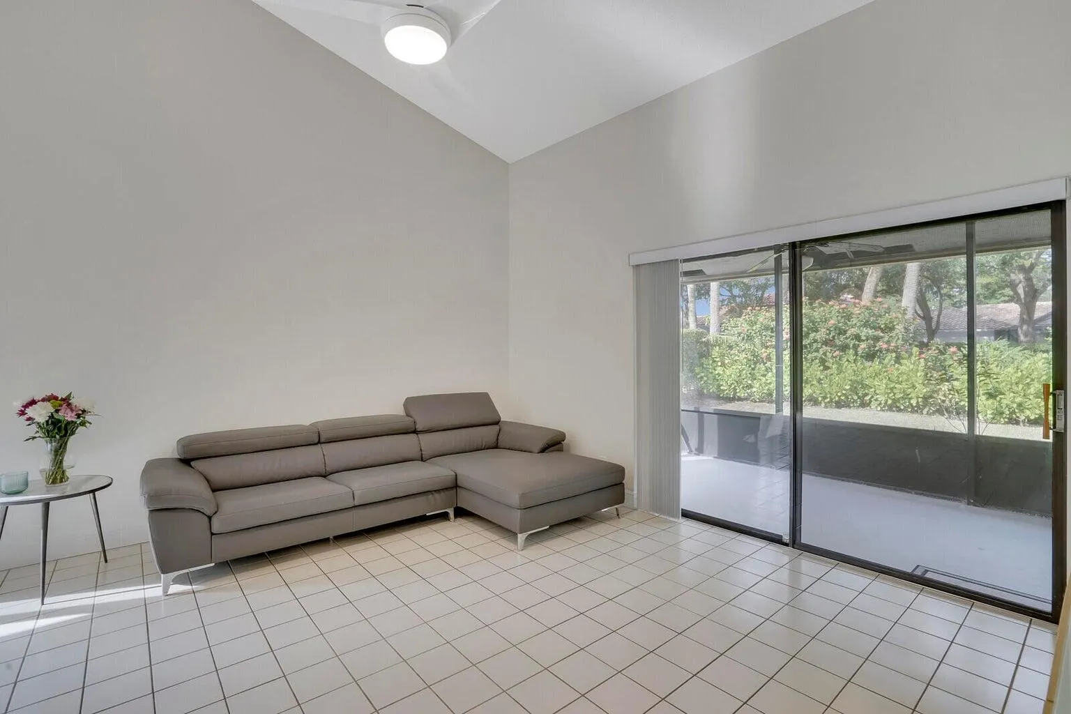 4335 NW 52nd Street