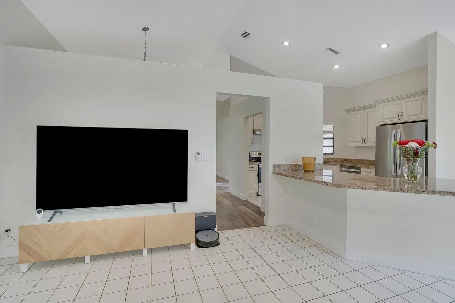 4335 NW 52nd Street