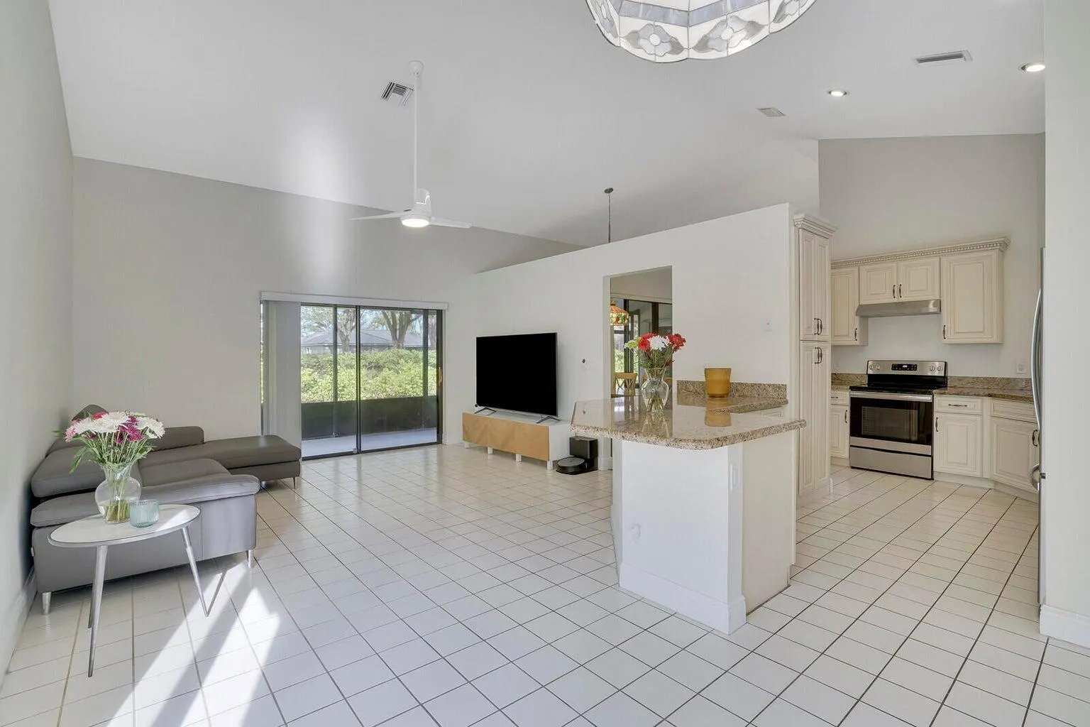 4335 NW 52nd Street