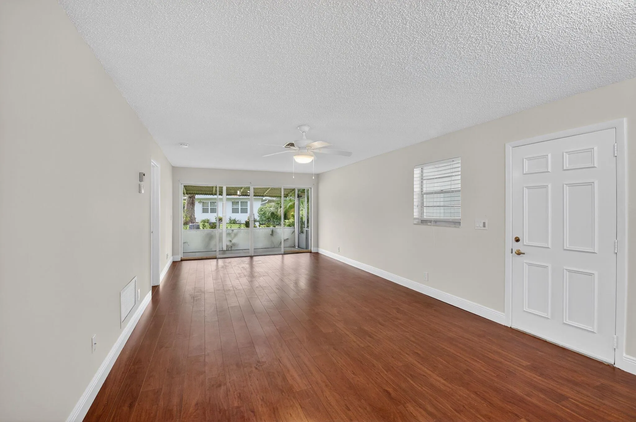 801 Meadowlark Lane