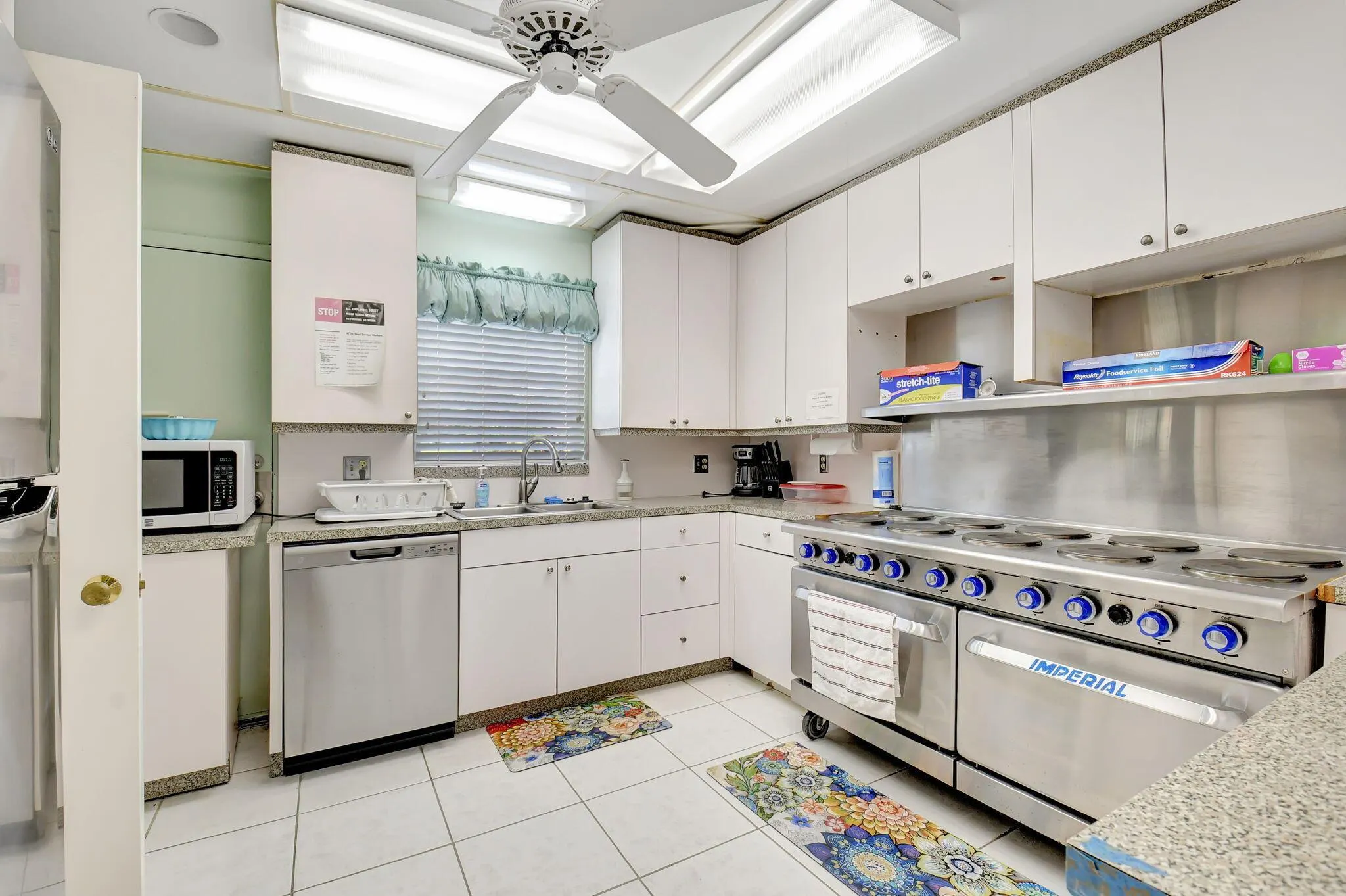 801 Meadowlark Lane