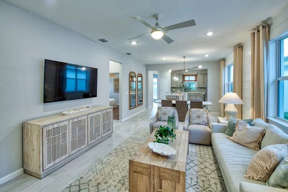1325 Haven Circle, #Compass 87