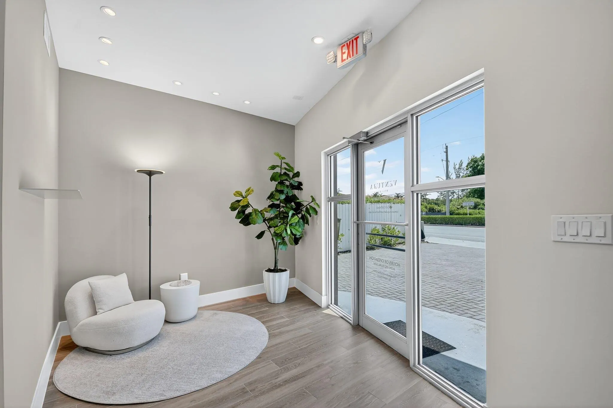 3705 N Federal Highway