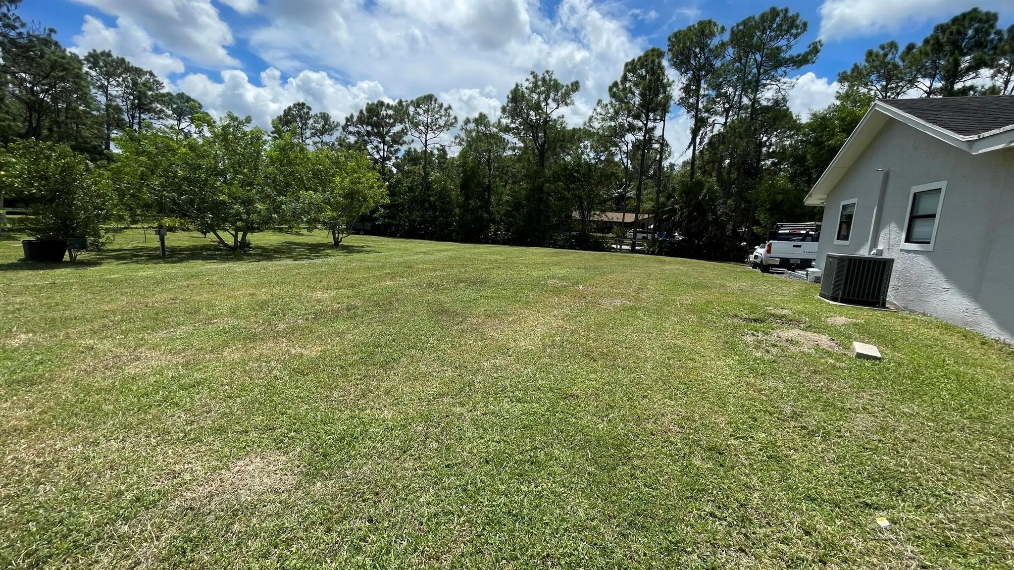 12275 N 56th Place N