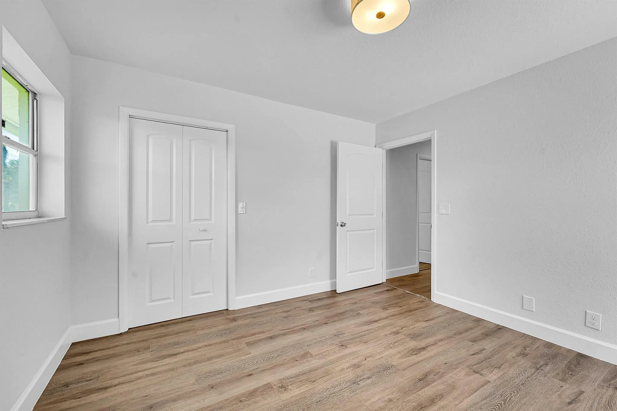 2114 Echo Lake Drive