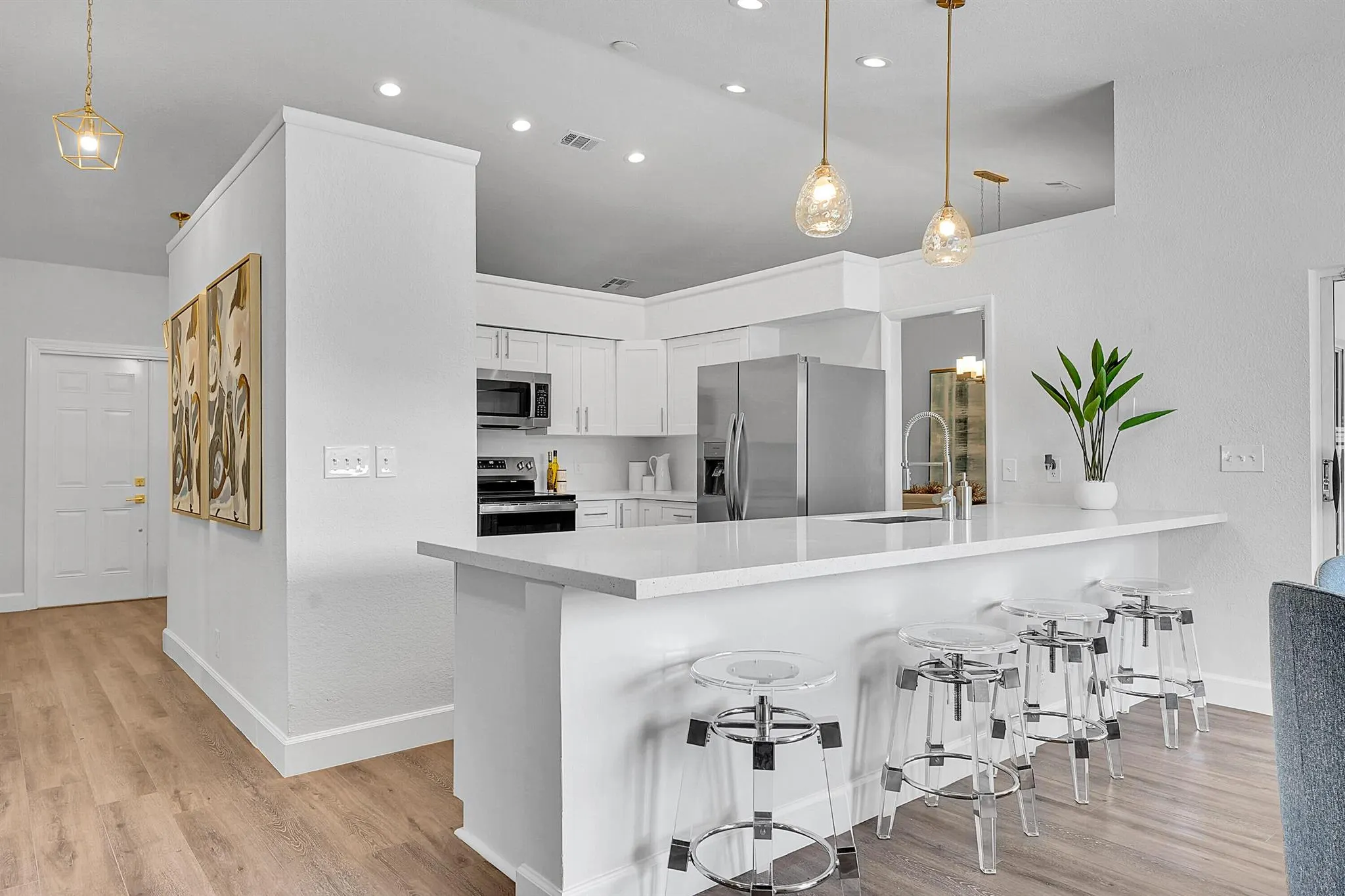 2114 Echo Lake Drive