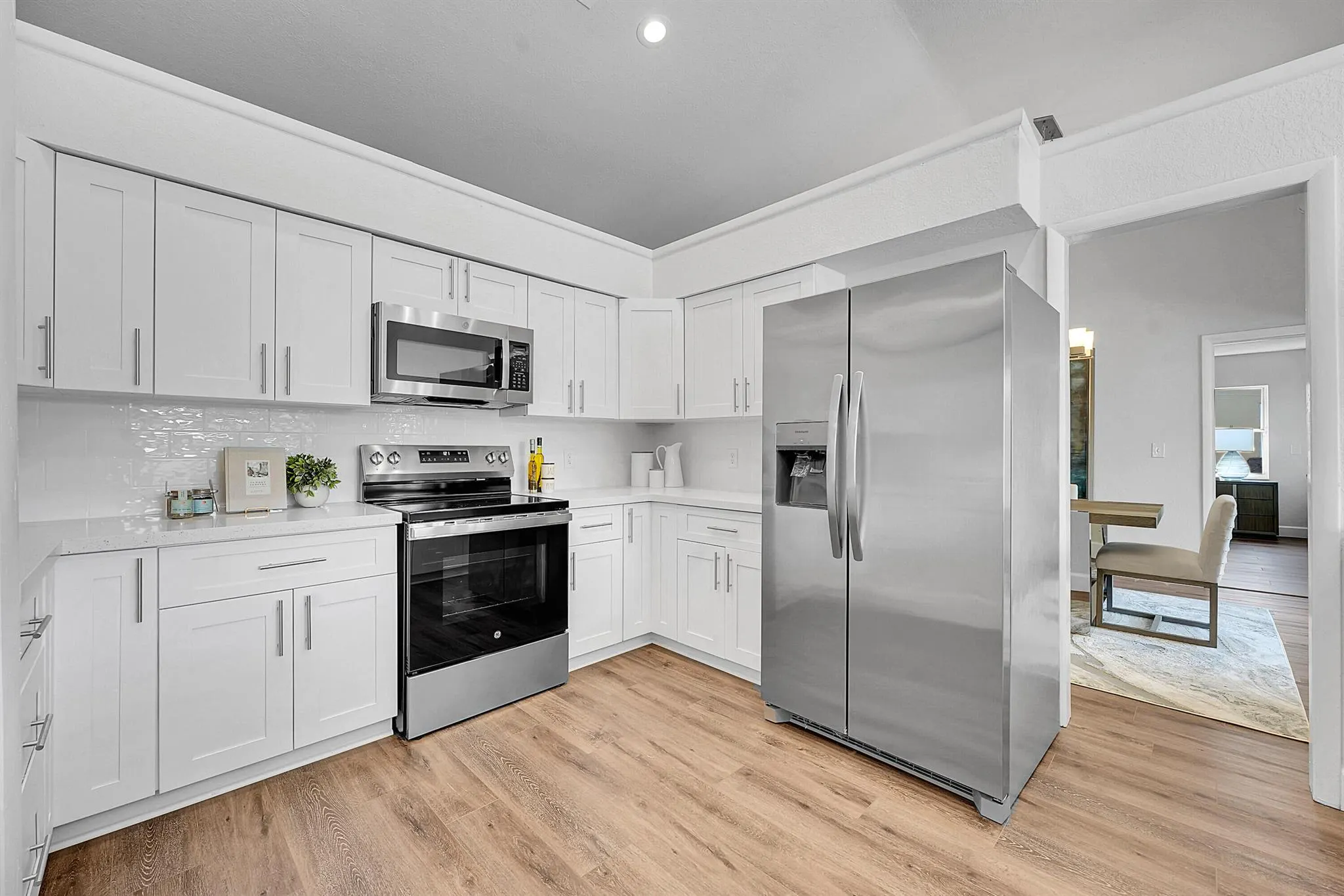 2114 Echo Lake Drive