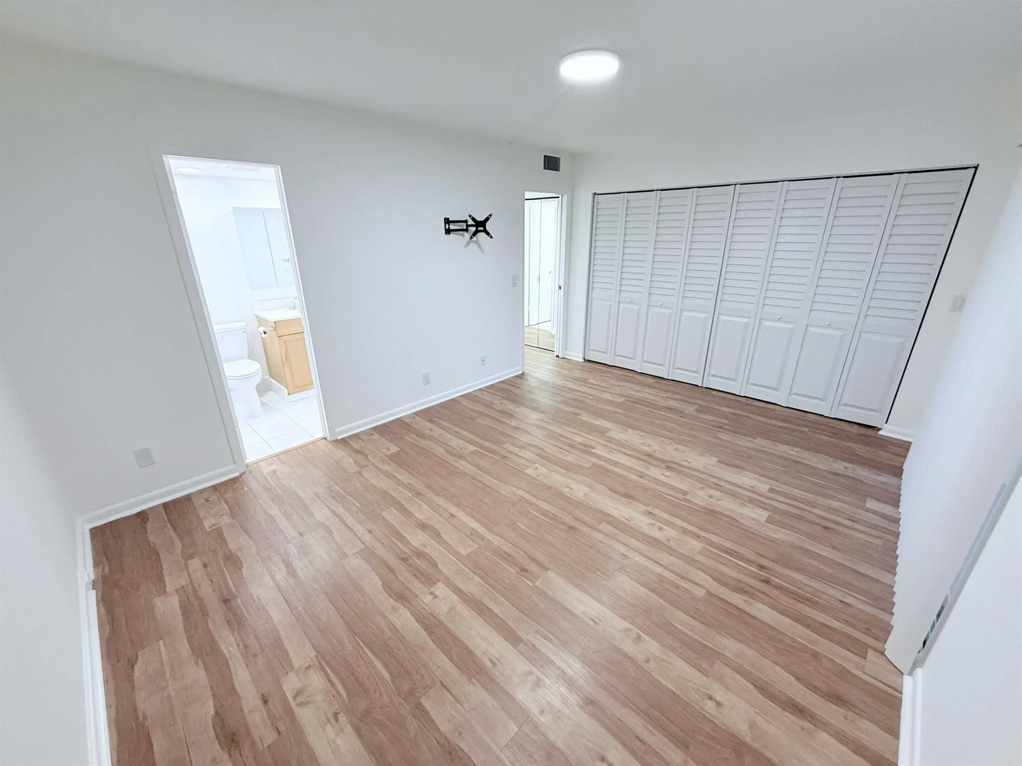 296 Mansfield H