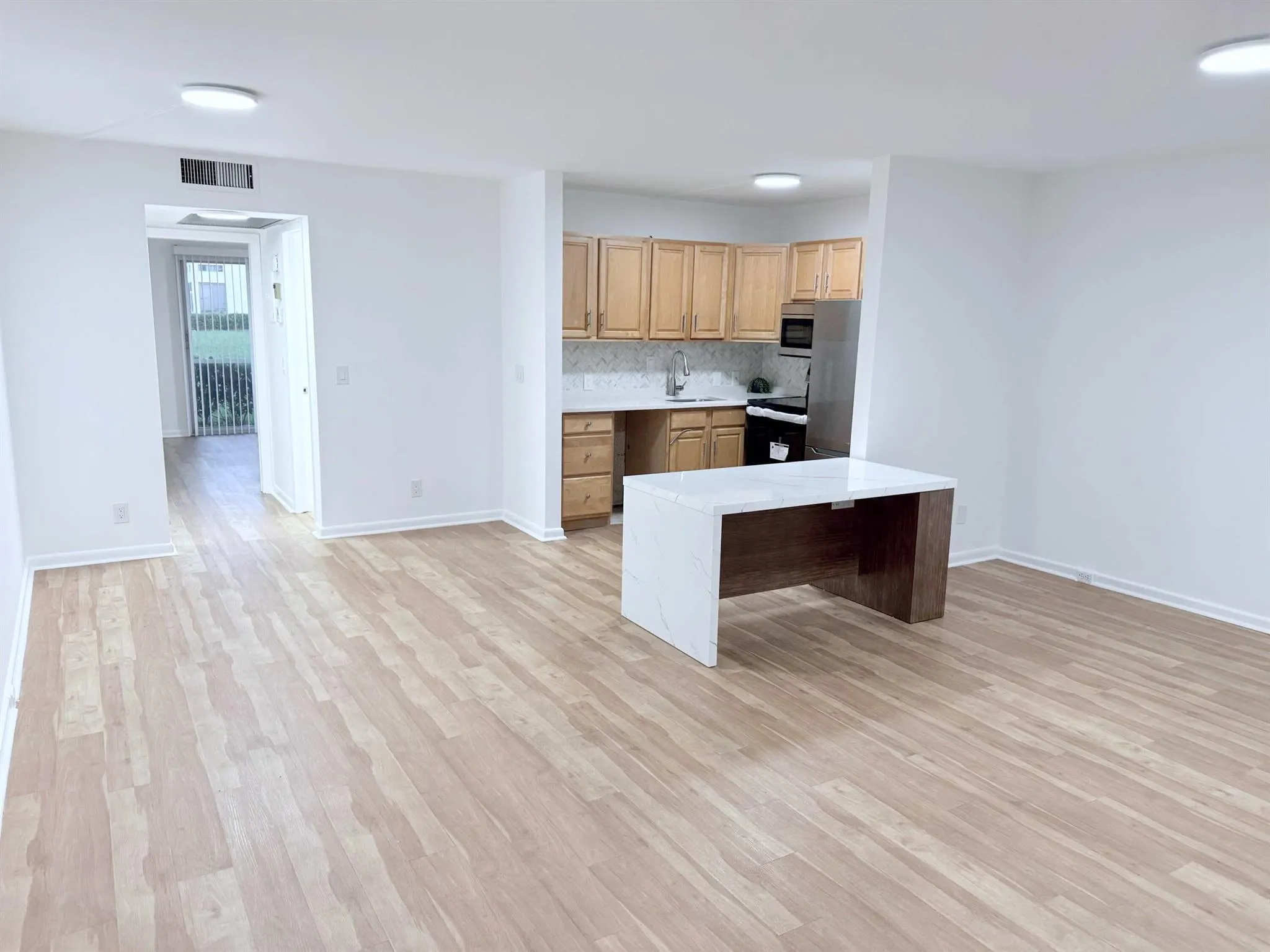 296 Mansfield H
