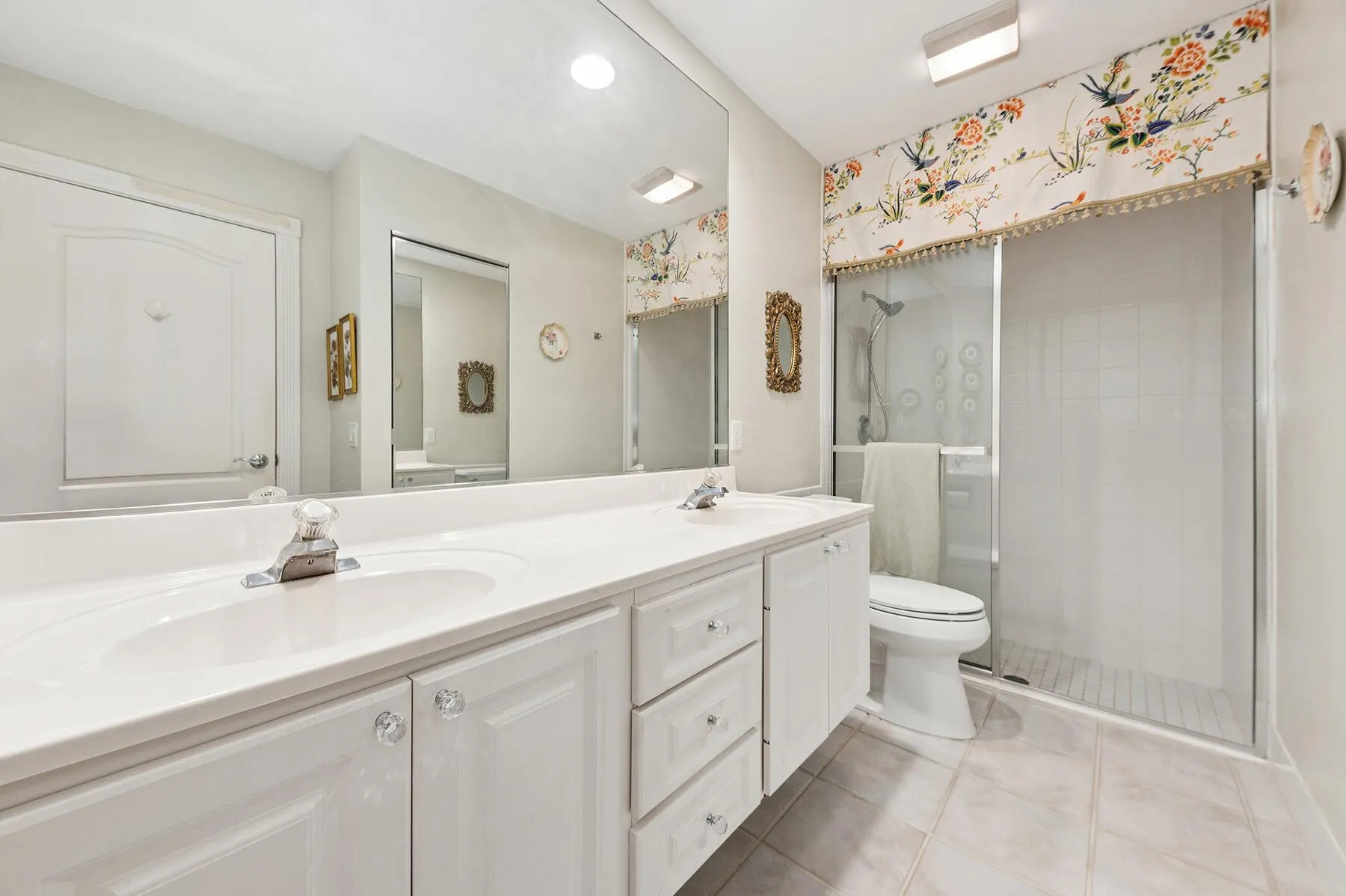 2718 Livingston Lane