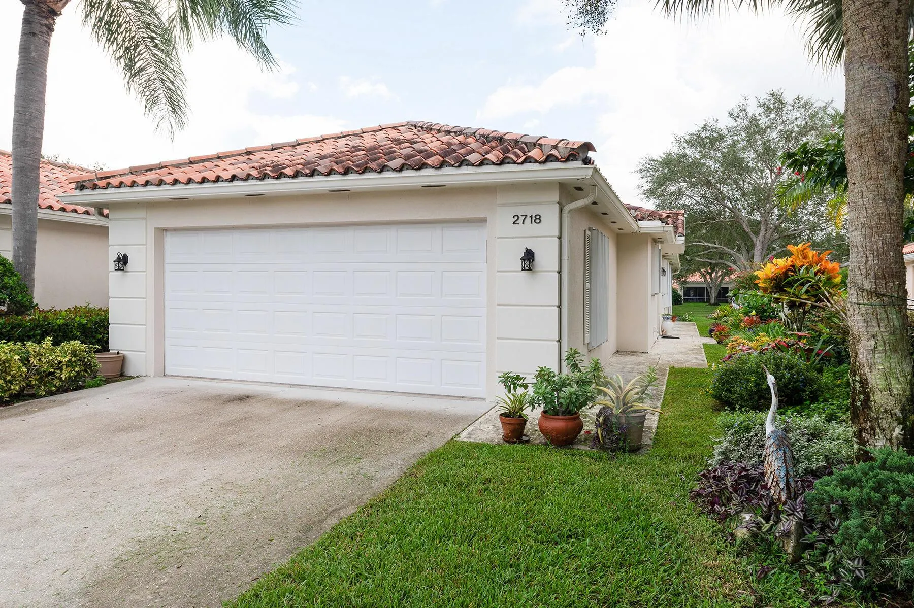 2718 Livingston Lane