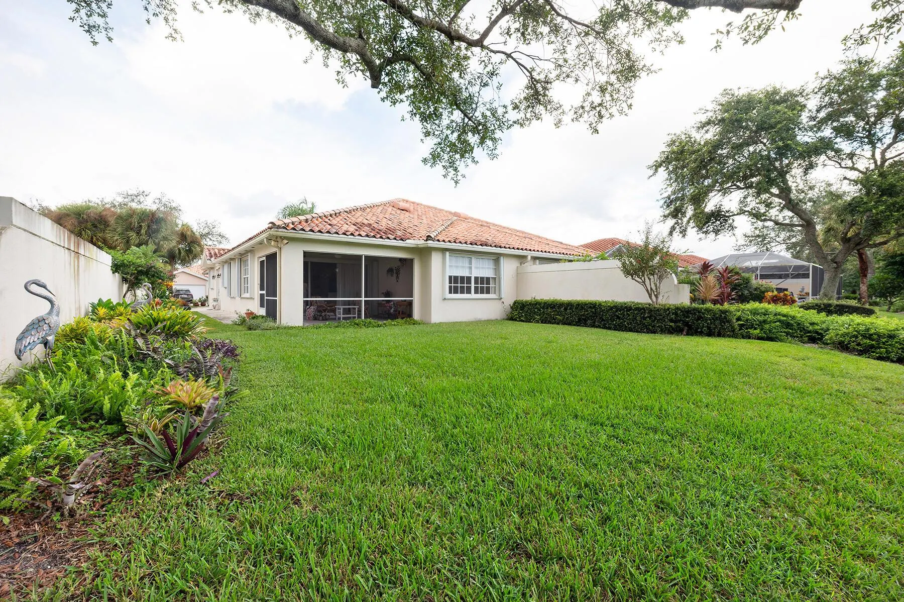 2718 Livingston Lane