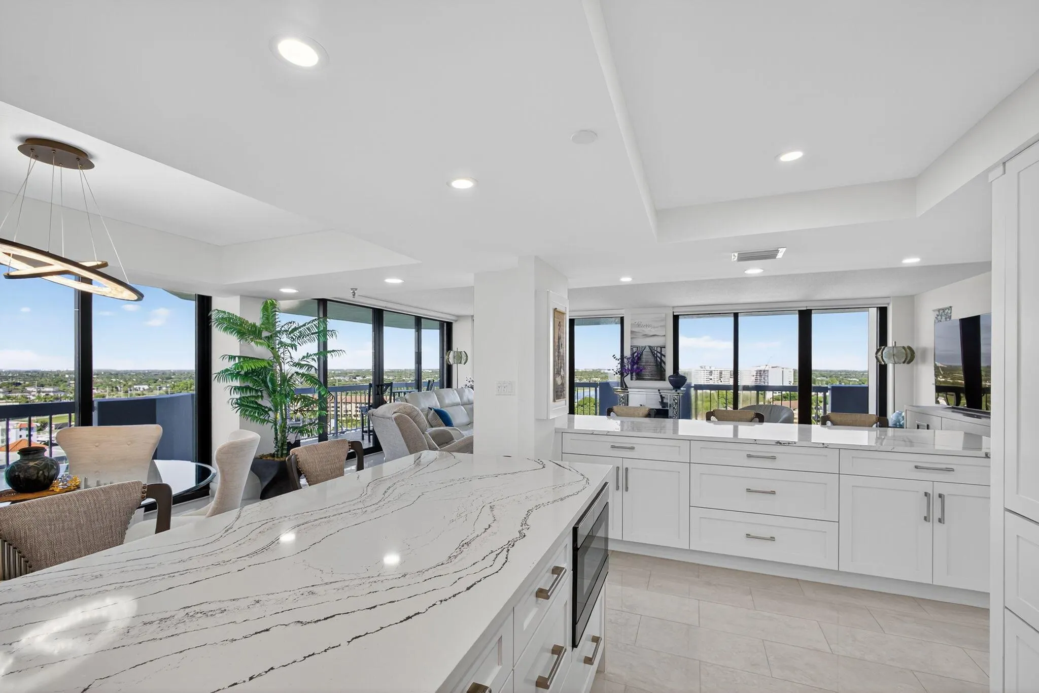 123 Lakeshore Drive, #1544