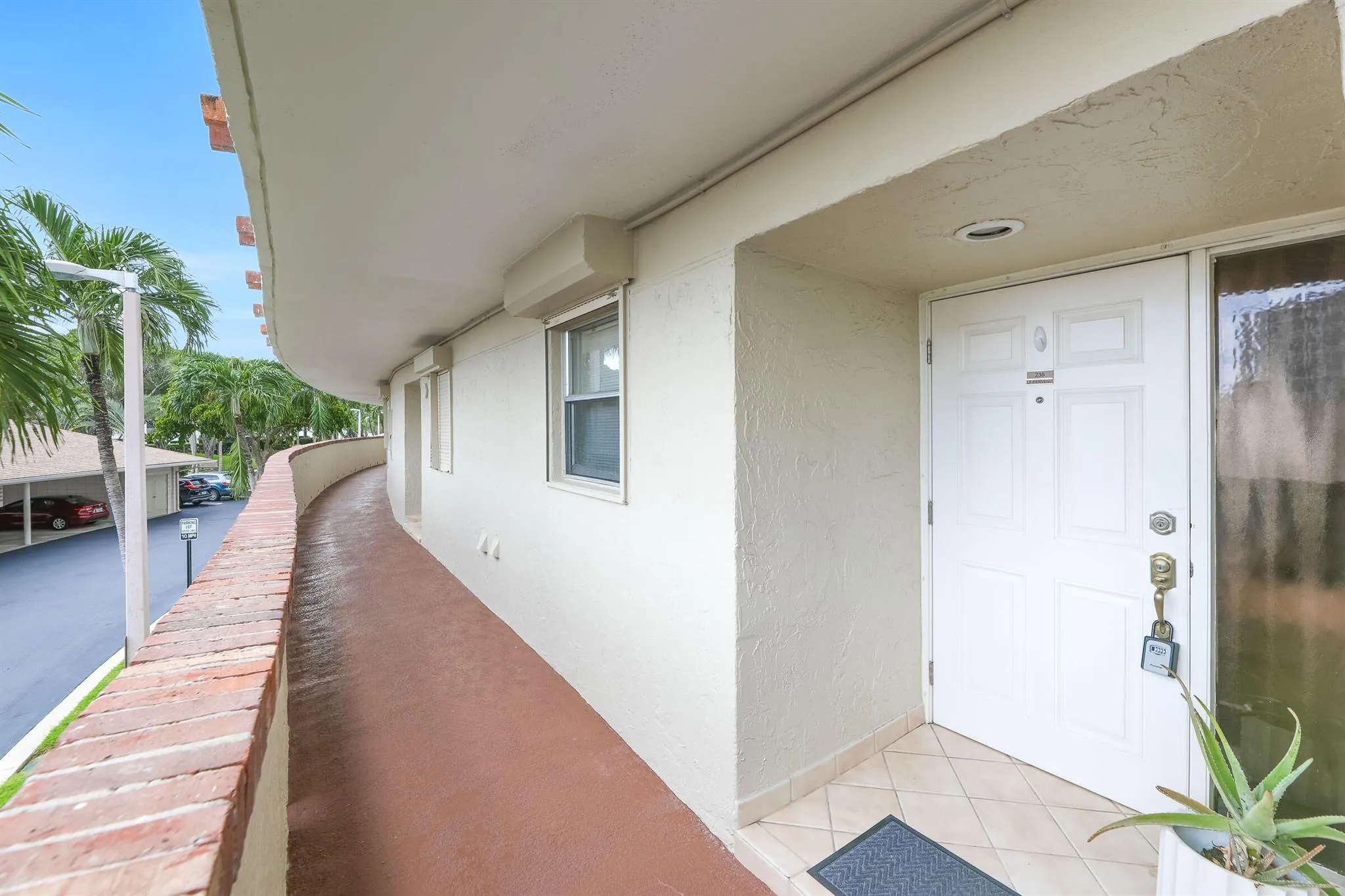 1537 E Hillsboro Boulevard, #238