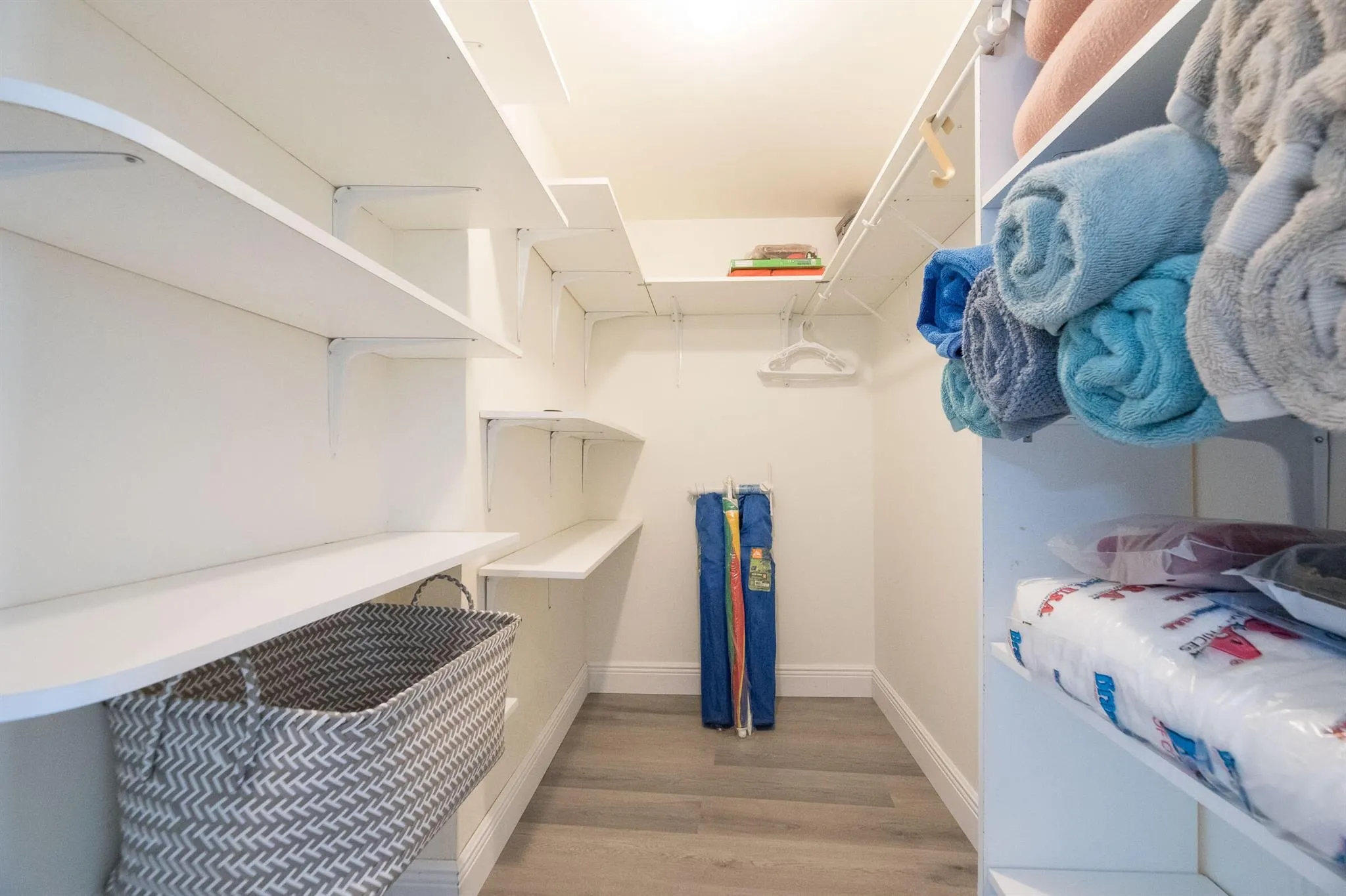 1537 E Hillsboro Boulevard, #238