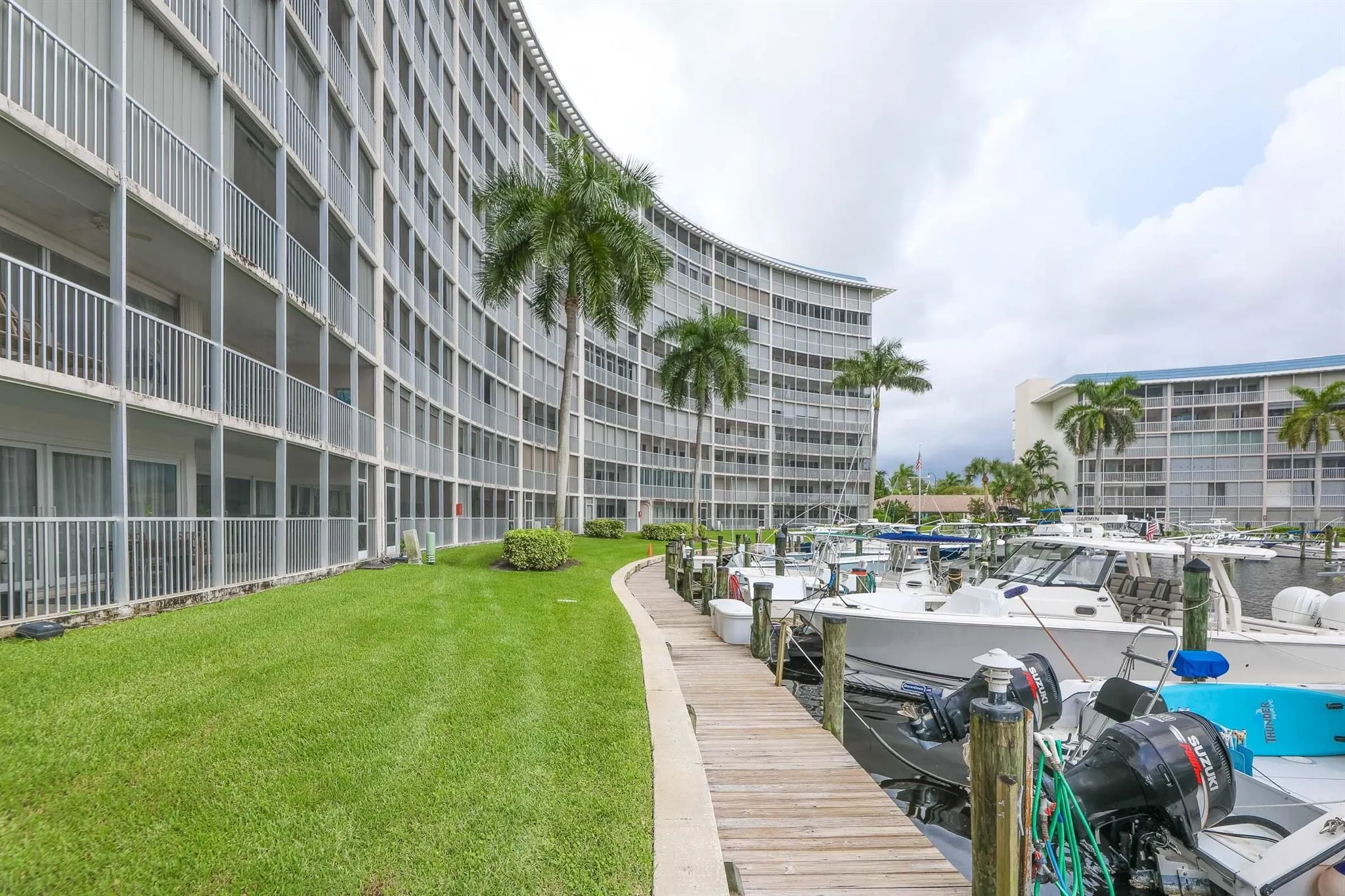 1537 E Hillsboro Boulevard, #238